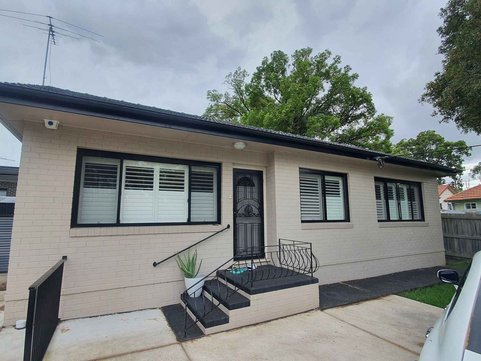 1 Dunshea Place Guildford