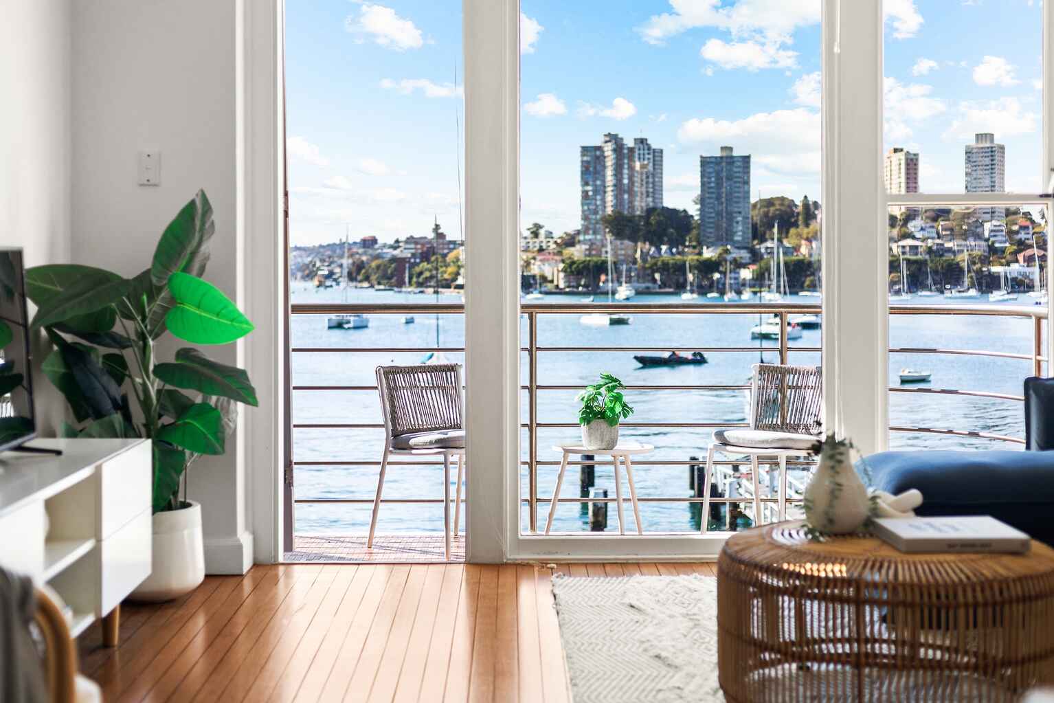 11/6 Billyard Avenue Elizabeth Bay