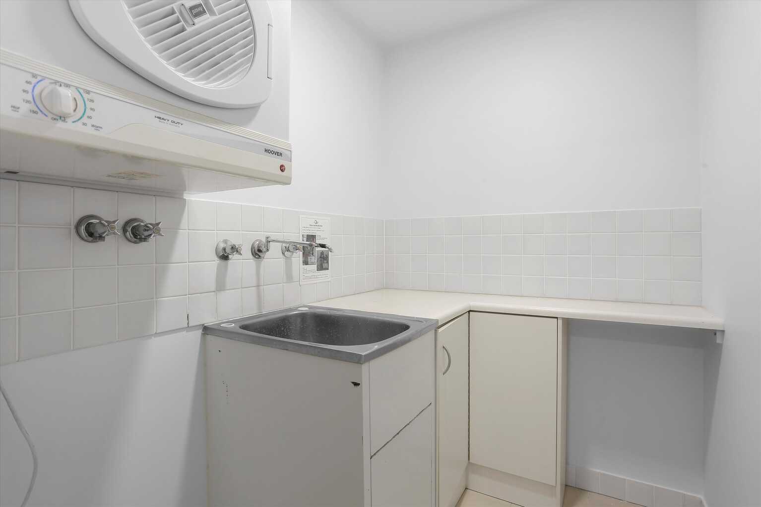 63/29 Bennelong Pkwy Wentworth Point 63/29 Bennelong Pkwy Wentworth Point