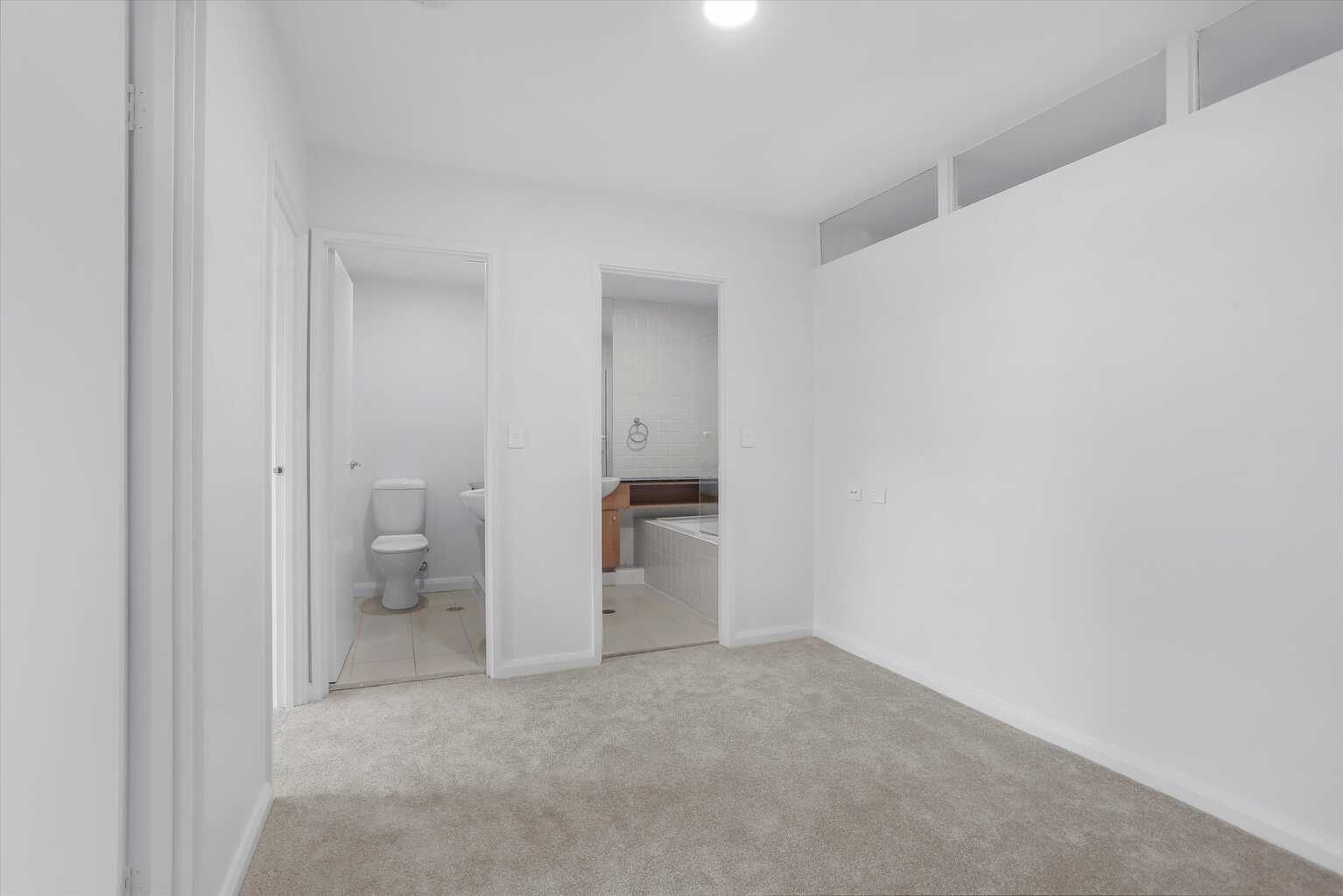 63/29 Bennelong Pkwy Wentworth Point 63/29 Bennelong Pkwy Wentworth Point