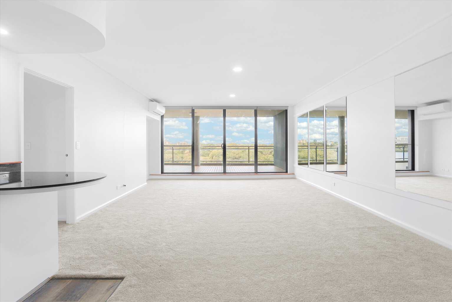 63/29 Bennelong Pkwy Wentworth Point 63/29 Bennelong Pkwy Wentworth Point