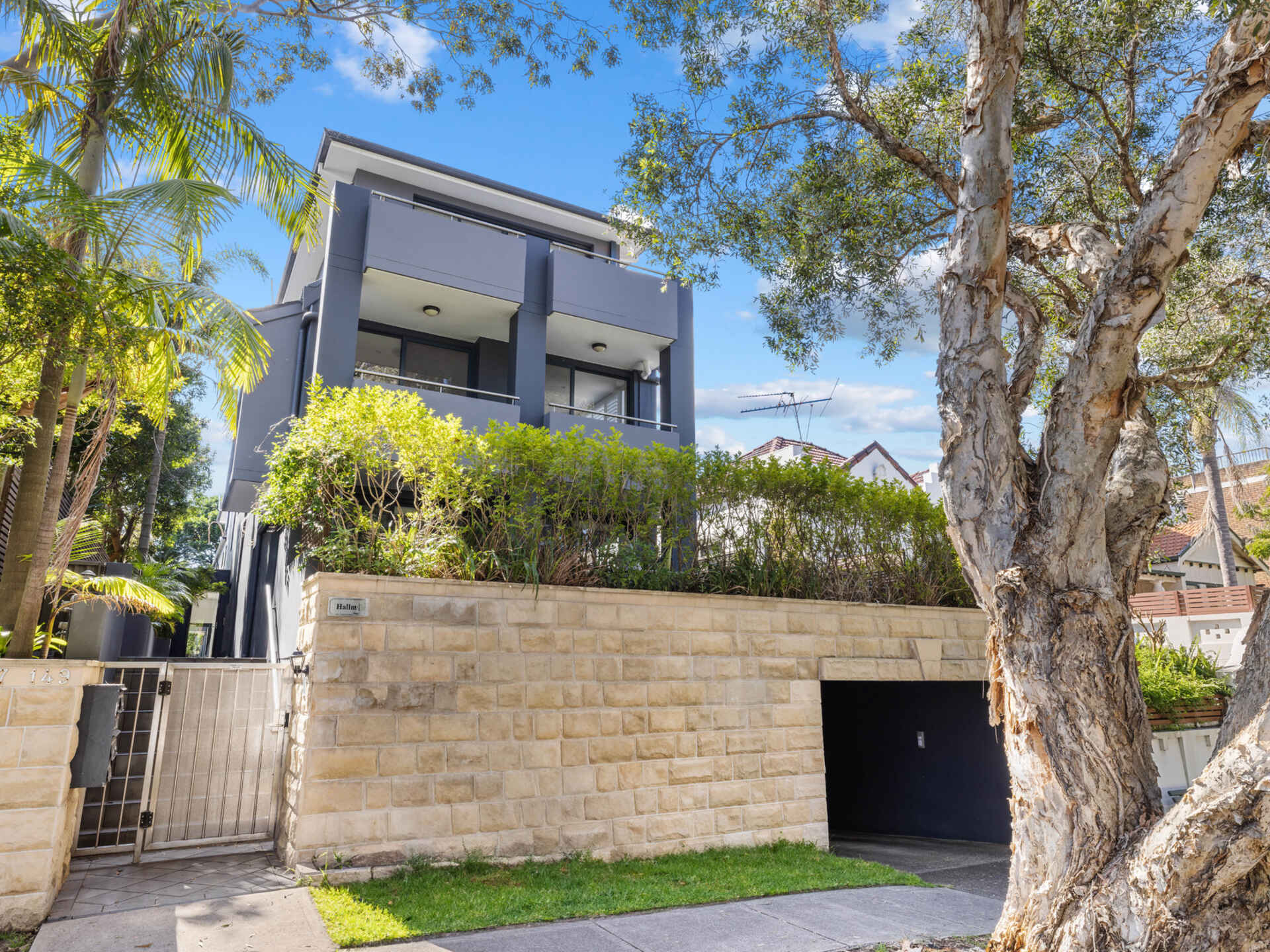 2/147-149 Hall Street Bondi Beach