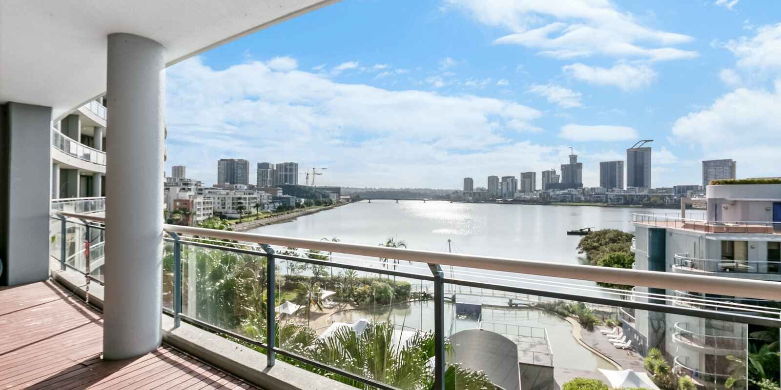 121/27-29 Bennelong Parkway Wentworth Point