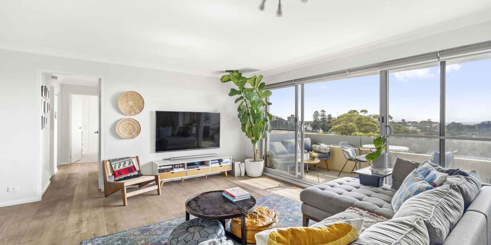 16/49 Bennett Street Bondi