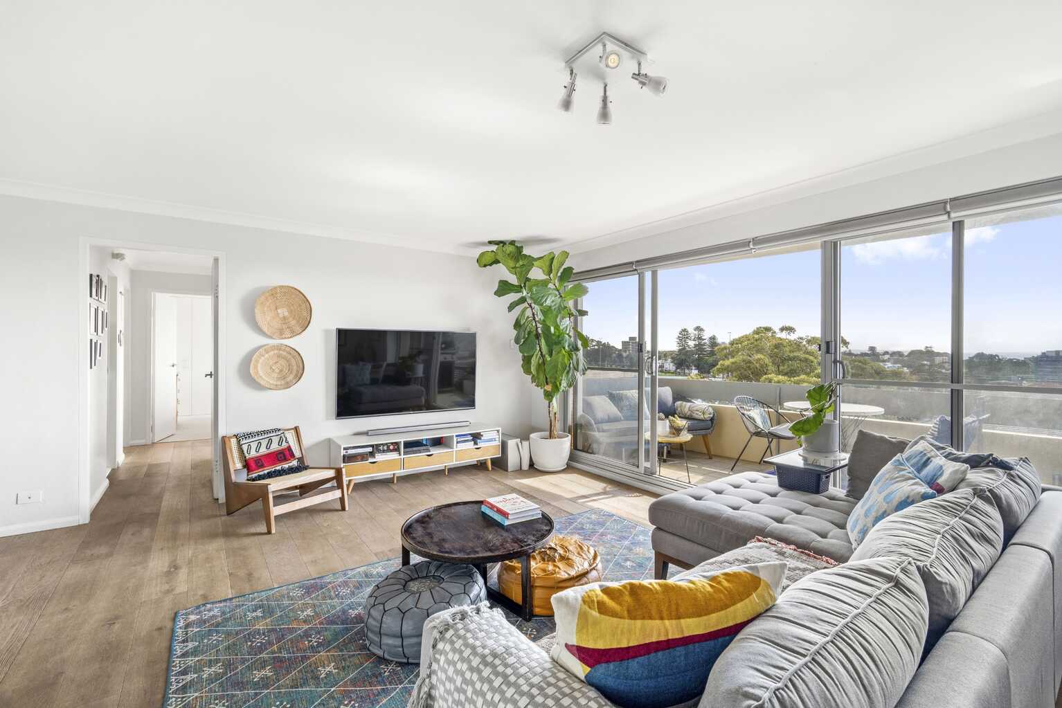 16/49 Bennett Street Bondi