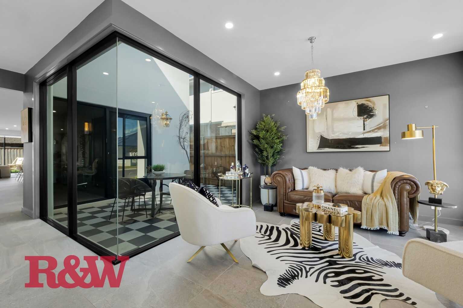 16 Caballo Street Gledswood Hills 16 Caballo Street Gledswood Hills