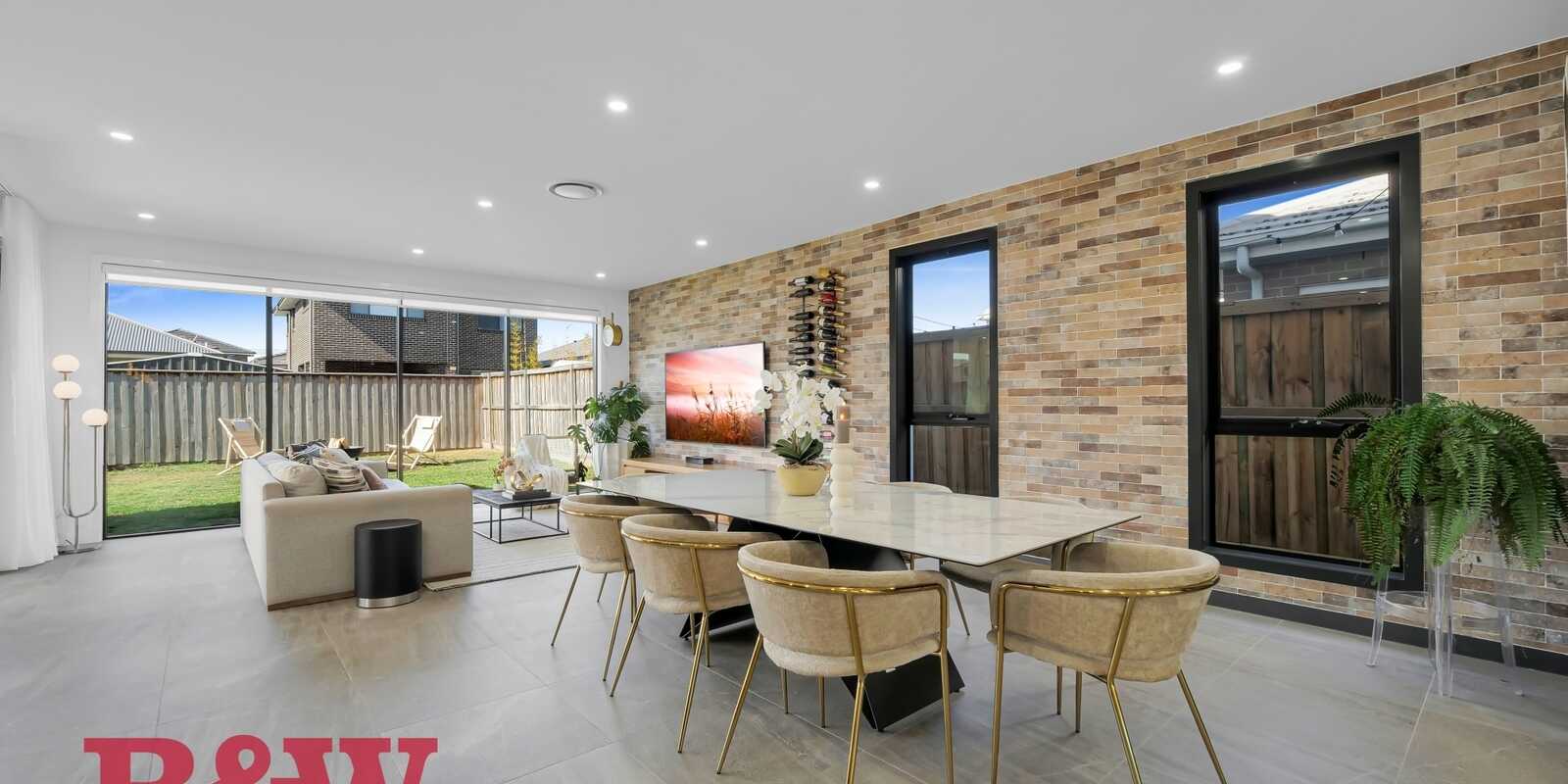 16 Caballo Street Gledswood Hills 16 Caballo Street Gledswood Hills