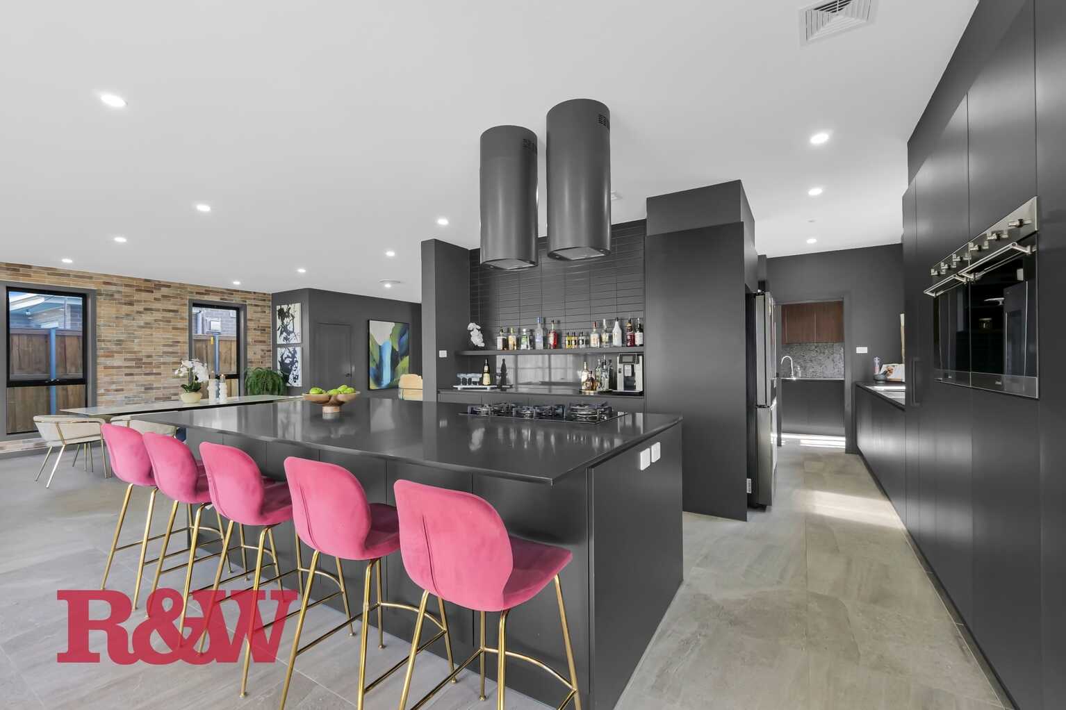 16 Caballo Street Gledswood Hills 16 Caballo Street Gledswood Hills