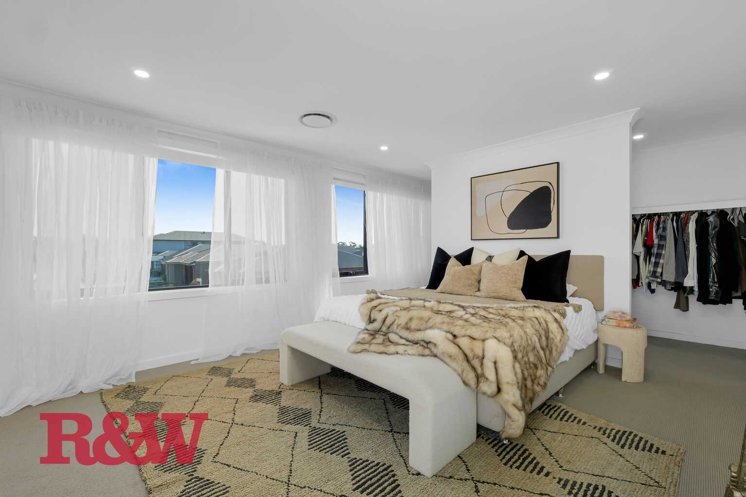 16 Caballo Street Gledswood Hills 16 Caballo Street Gledswood Hills