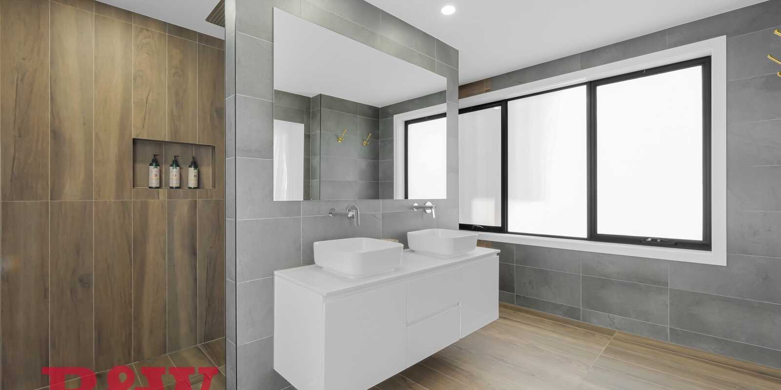 16 Caballo Street Gledswood Hills 16 Caballo Street Gledswood Hills