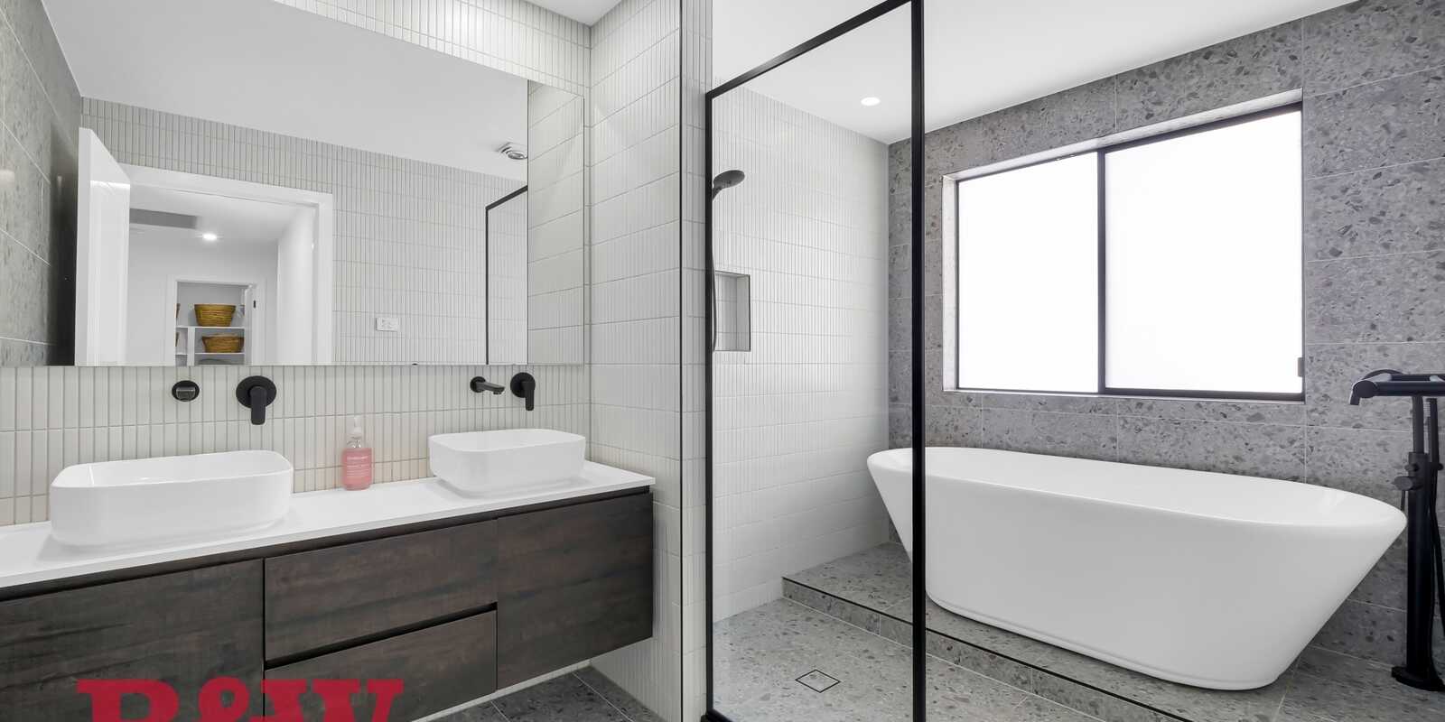 16 Caballo Street Gledswood Hills 16 Caballo Street Gledswood Hills