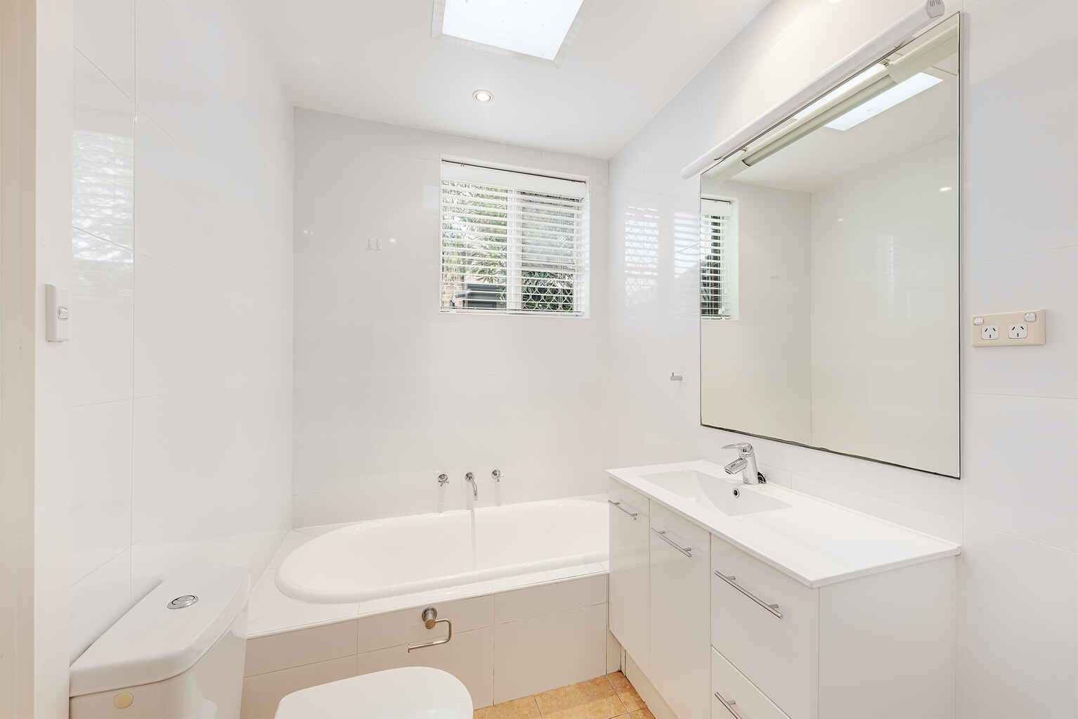 10 Malacoota Road Northbridge 10 Malacoota Road Northbridge