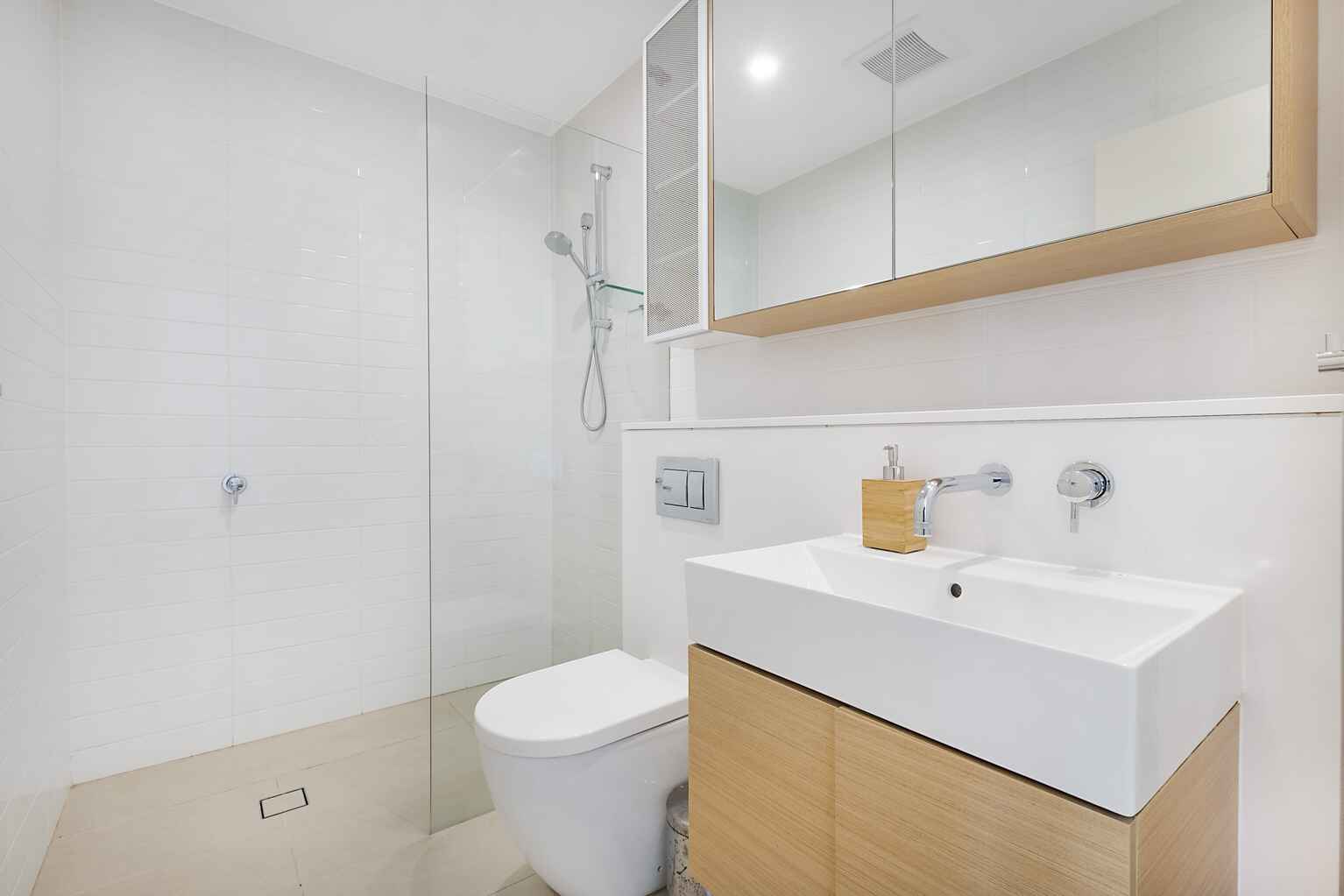 209A/70 River Road Ermington