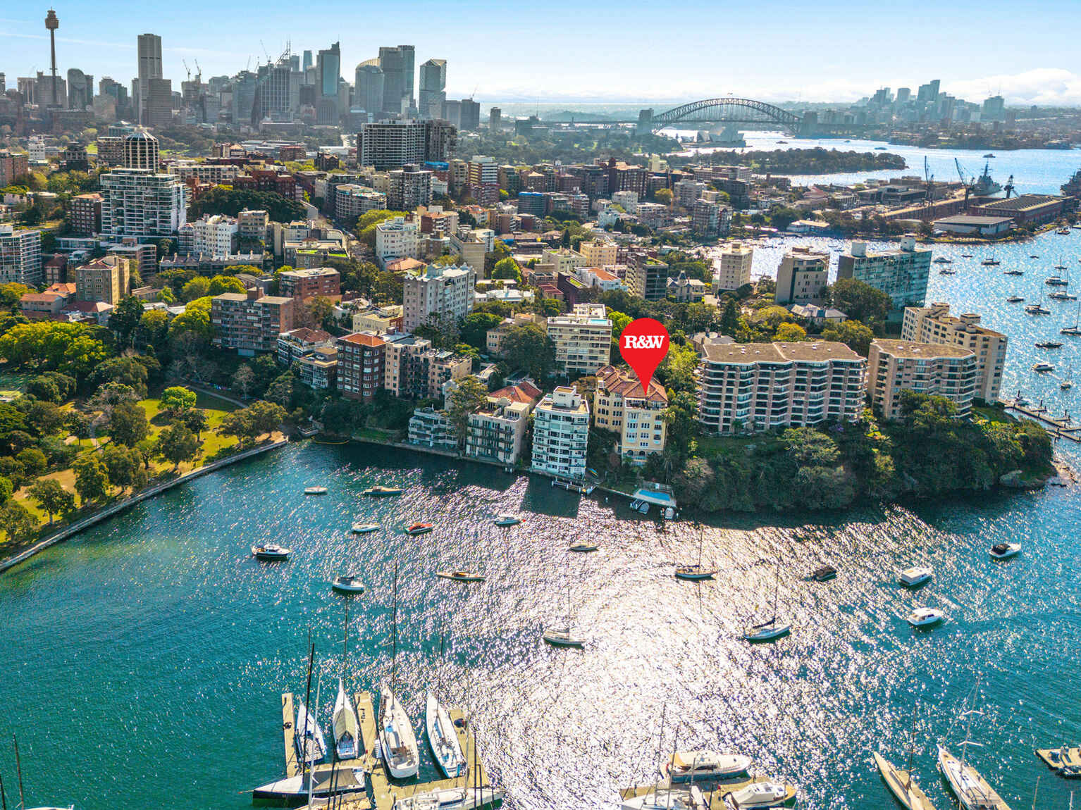 12/2 Elizabeth Bay Crescent Elizabeth Bay