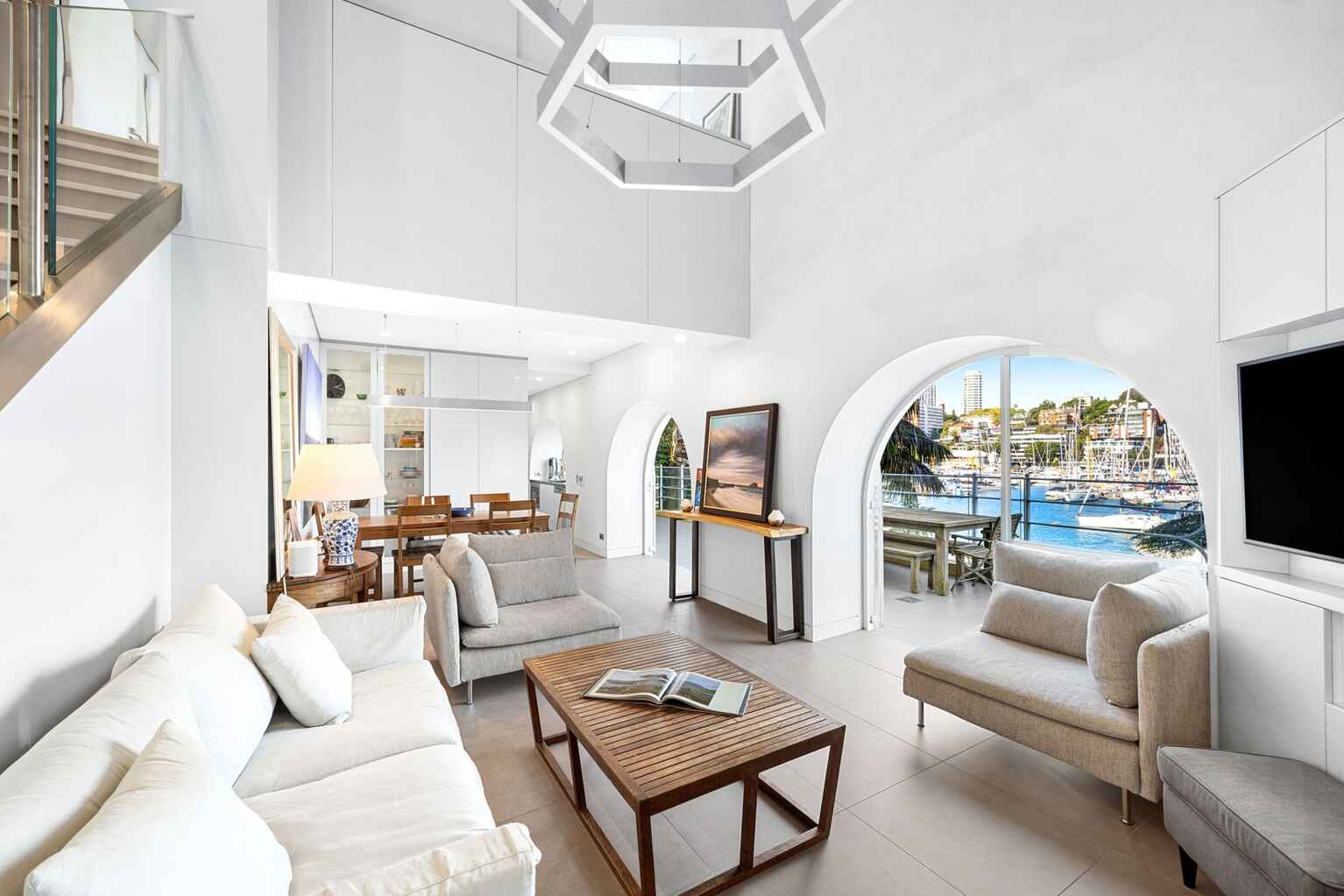 12/2 Elizabeth Bay Crescent Elizabeth Bay 12/2 Elizabeth Bay Crescent Elizabeth Bay