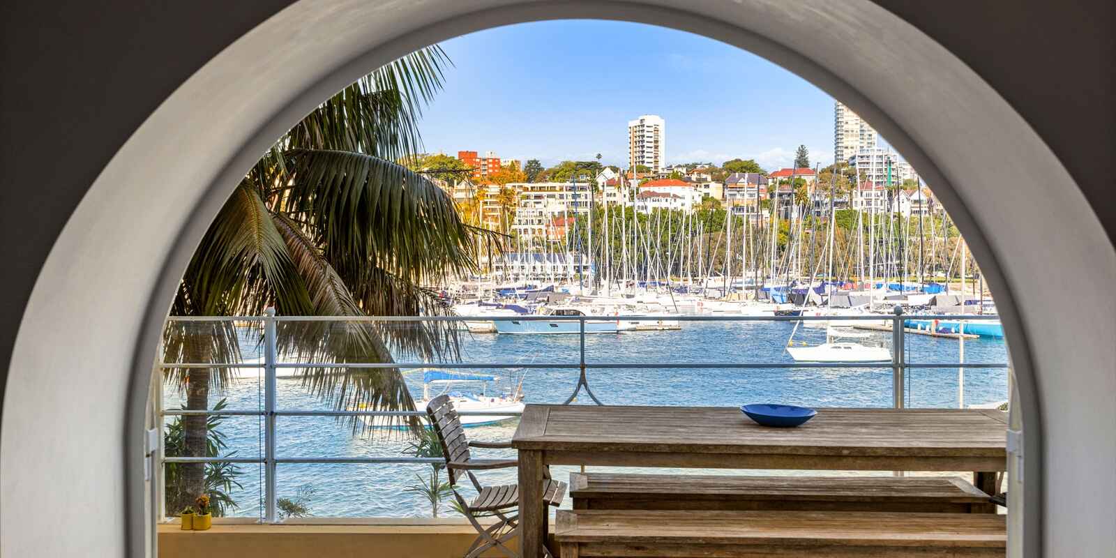 12/2 Elizabeth Bay Crescent Elizabeth Bay 12/2 Elizabeth Bay Crescent Elizabeth Bay