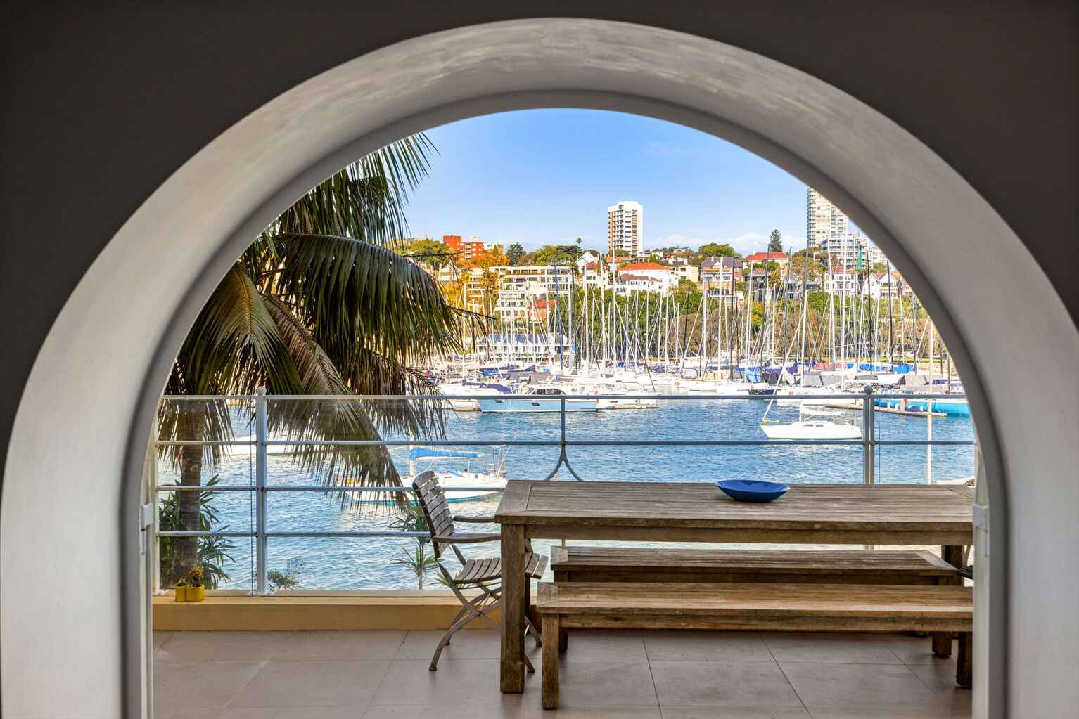 12/2 Elizabeth Bay Crescent Elizabeth Bay 12/2 Elizabeth Bay Crescent Elizabeth Bay