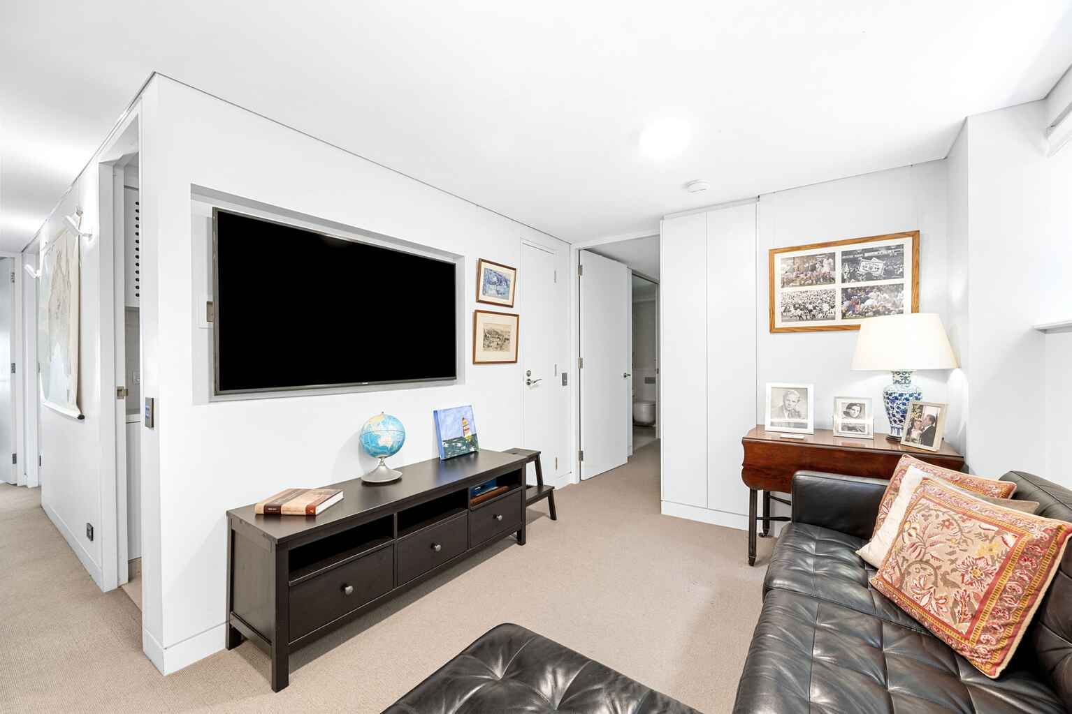 12/2 Elizabeth Bay Crescent Elizabeth Bay 12/2 Elizabeth Bay Crescent Elizabeth Bay