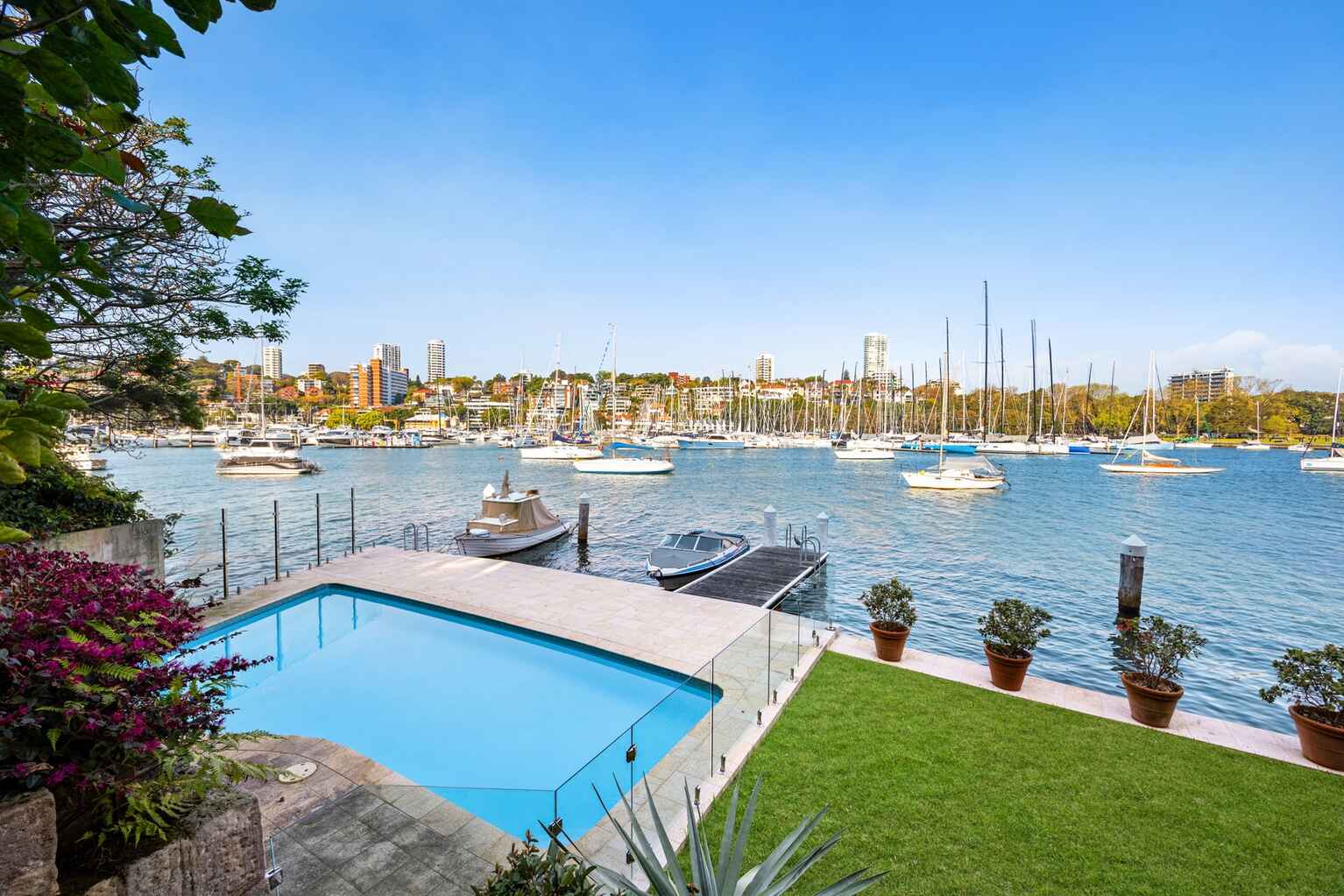 12/2 Elizabeth Bay Crescent Elizabeth Bay 12/2 Elizabeth Bay Crescent Elizabeth Bay