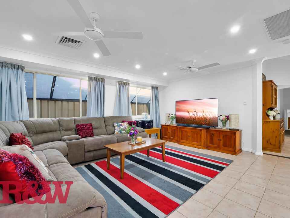 8 Wallis Crescent Cecil Hills