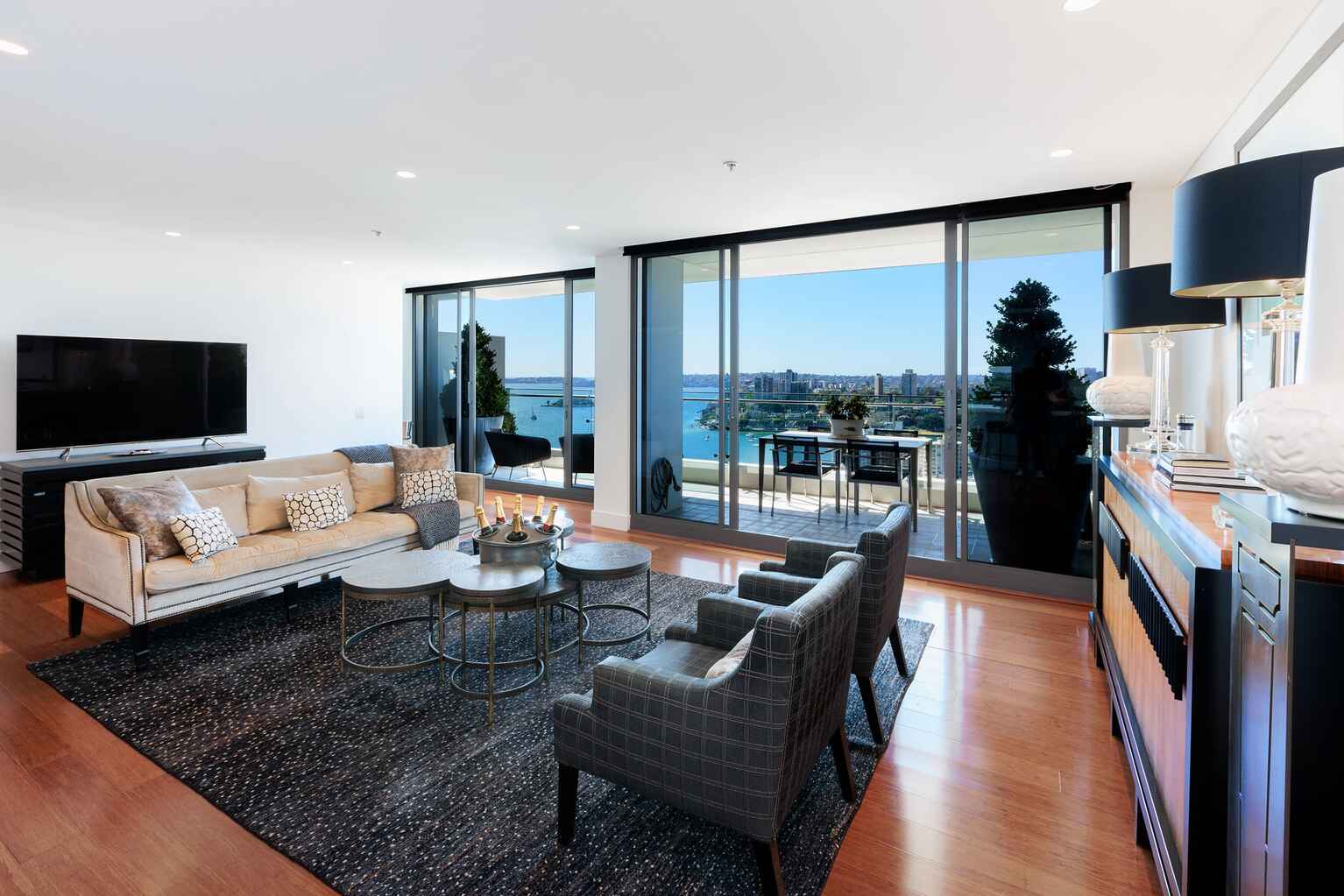 1706/81 Macleay Street Potts Point 1706/81 Macleay Street Potts Point