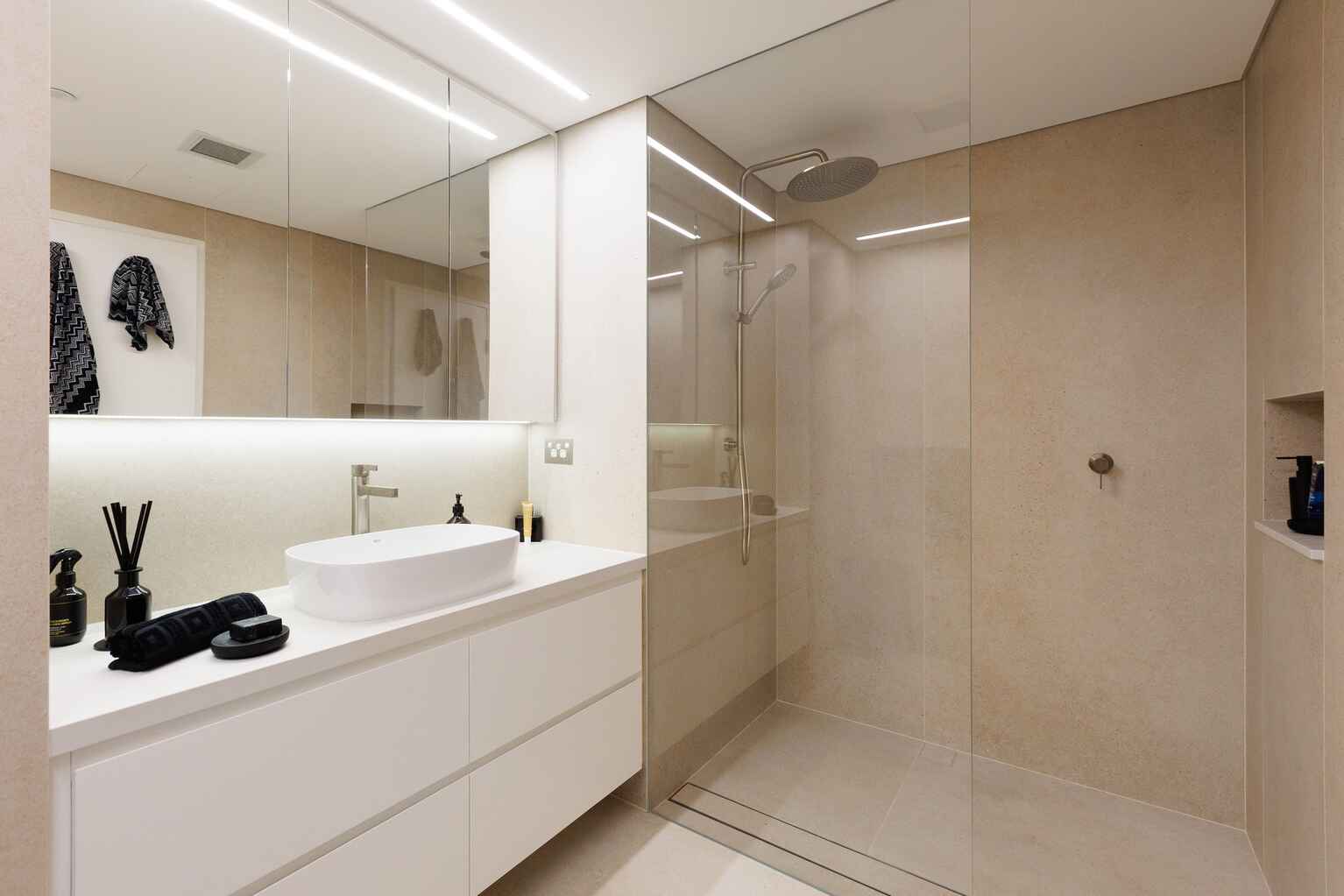 1706/81 Macleay Street Potts Point 1706/81 Macleay Street Potts Point