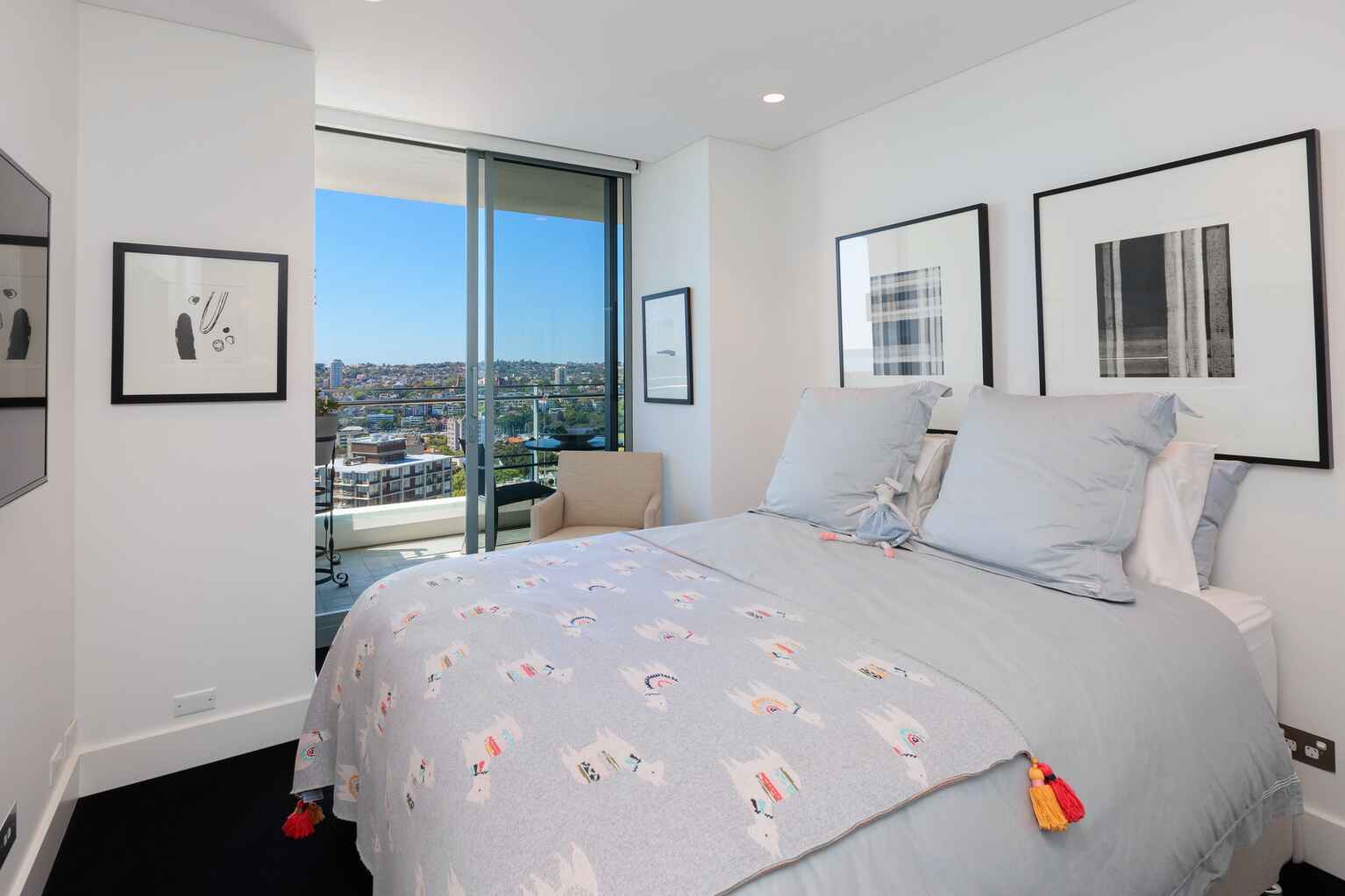 1706/81 Macleay Street Potts Point 1706/81 Macleay Street Potts Point