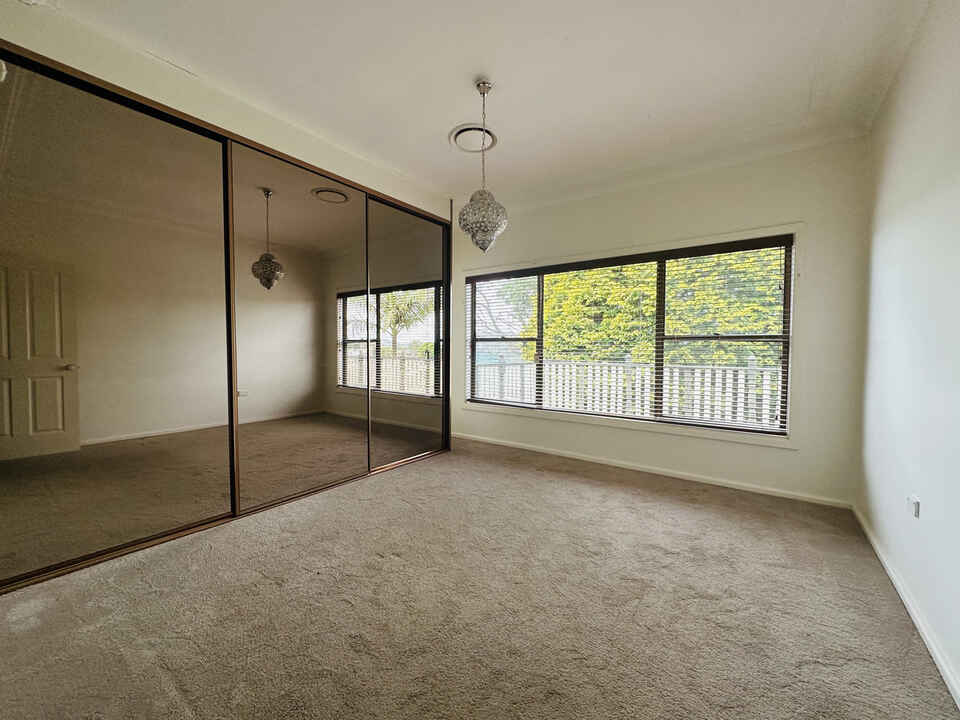 4 Figtree Crescent Figtree