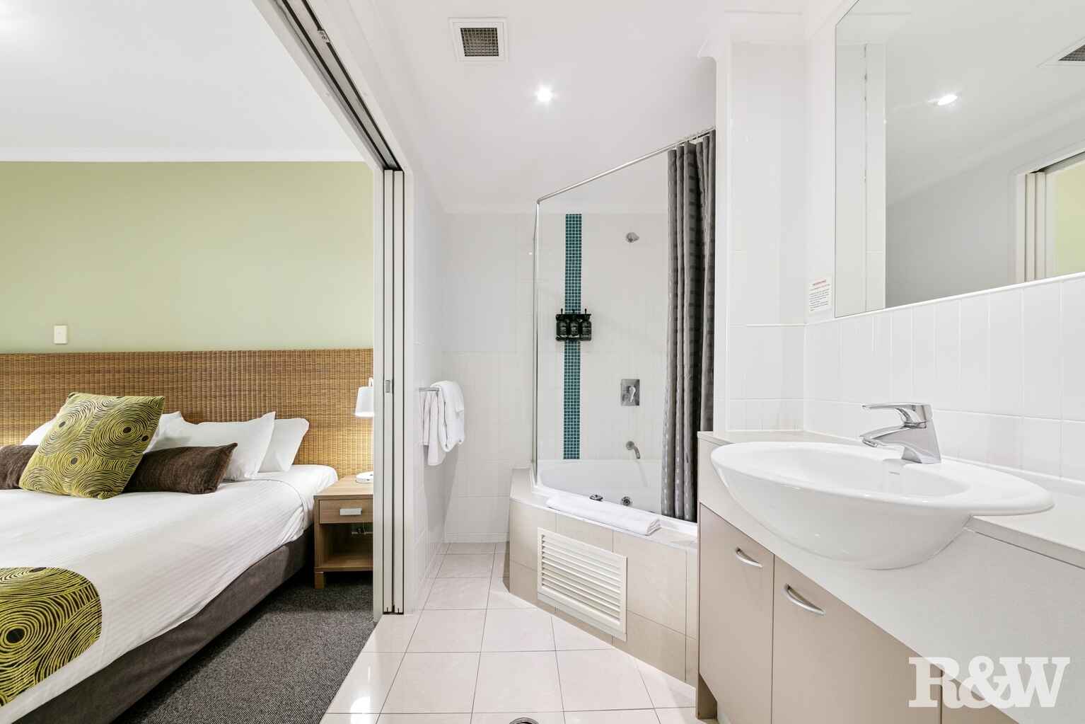 136/51-54 The Esplanade Ettalong Beach