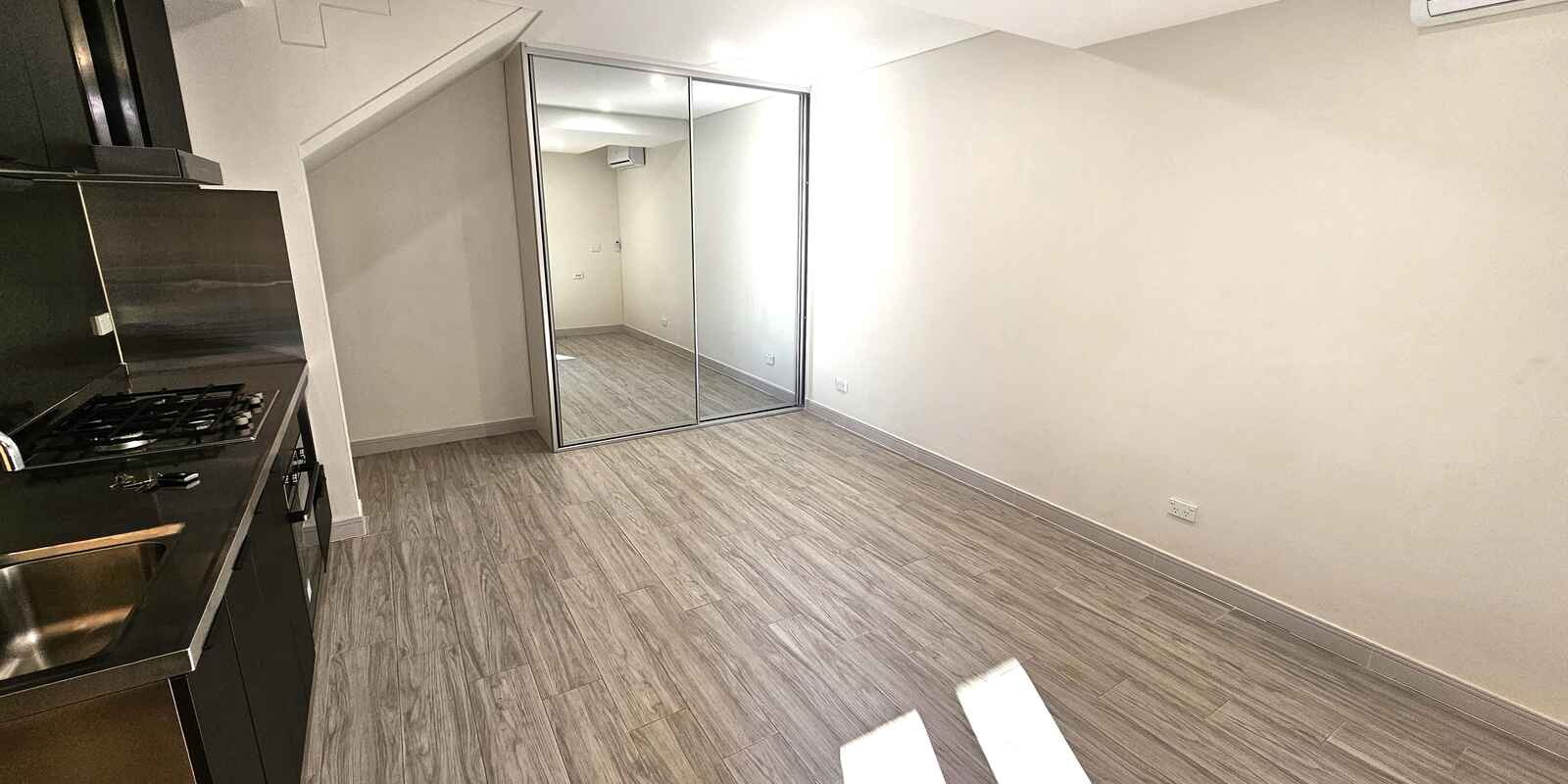 78 CONSETT STREET Concord West