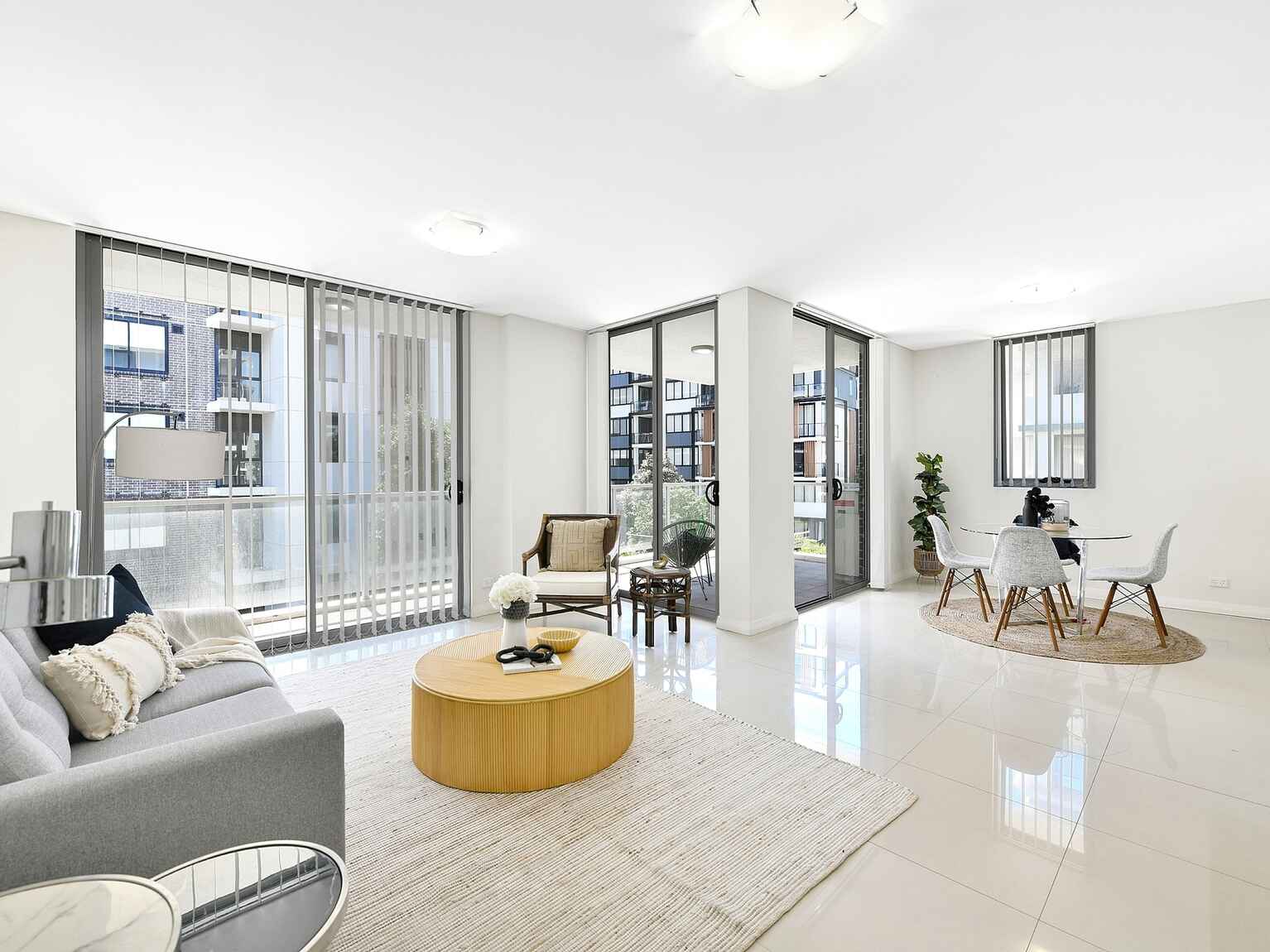 4301/42-44 Pemberton Street Botany
