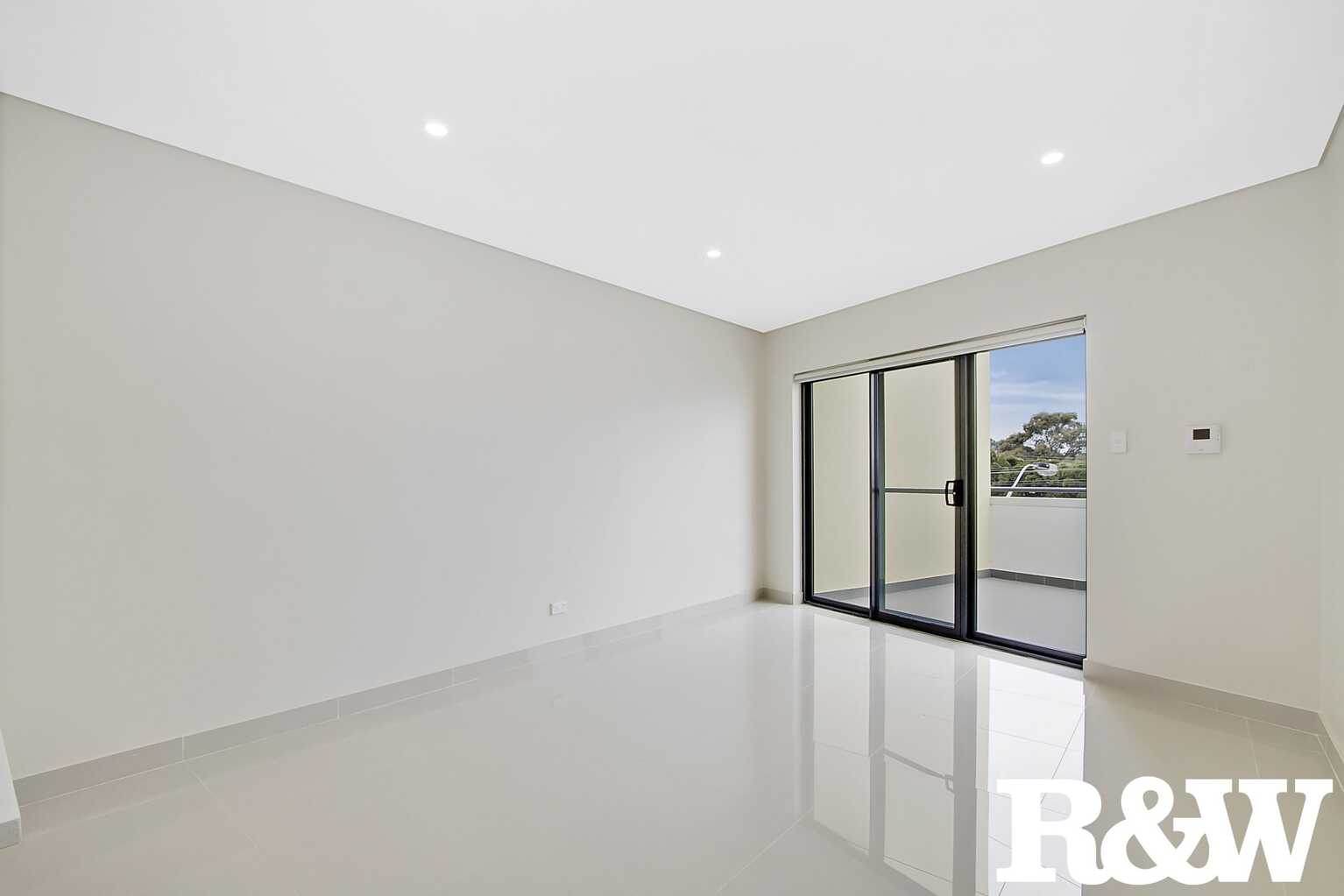 30/1A Premier Lane Rooty Hill