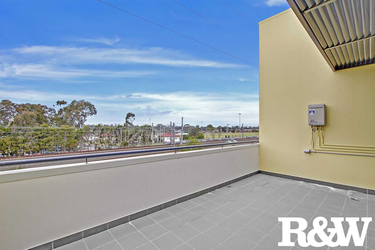 30/1A Premier Lane Rooty Hill