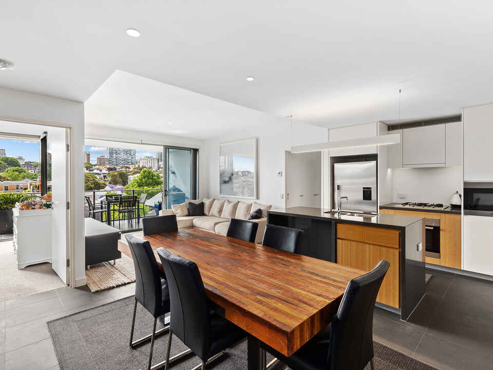 37/68 Sir John Young Crescent Woolloomooloo