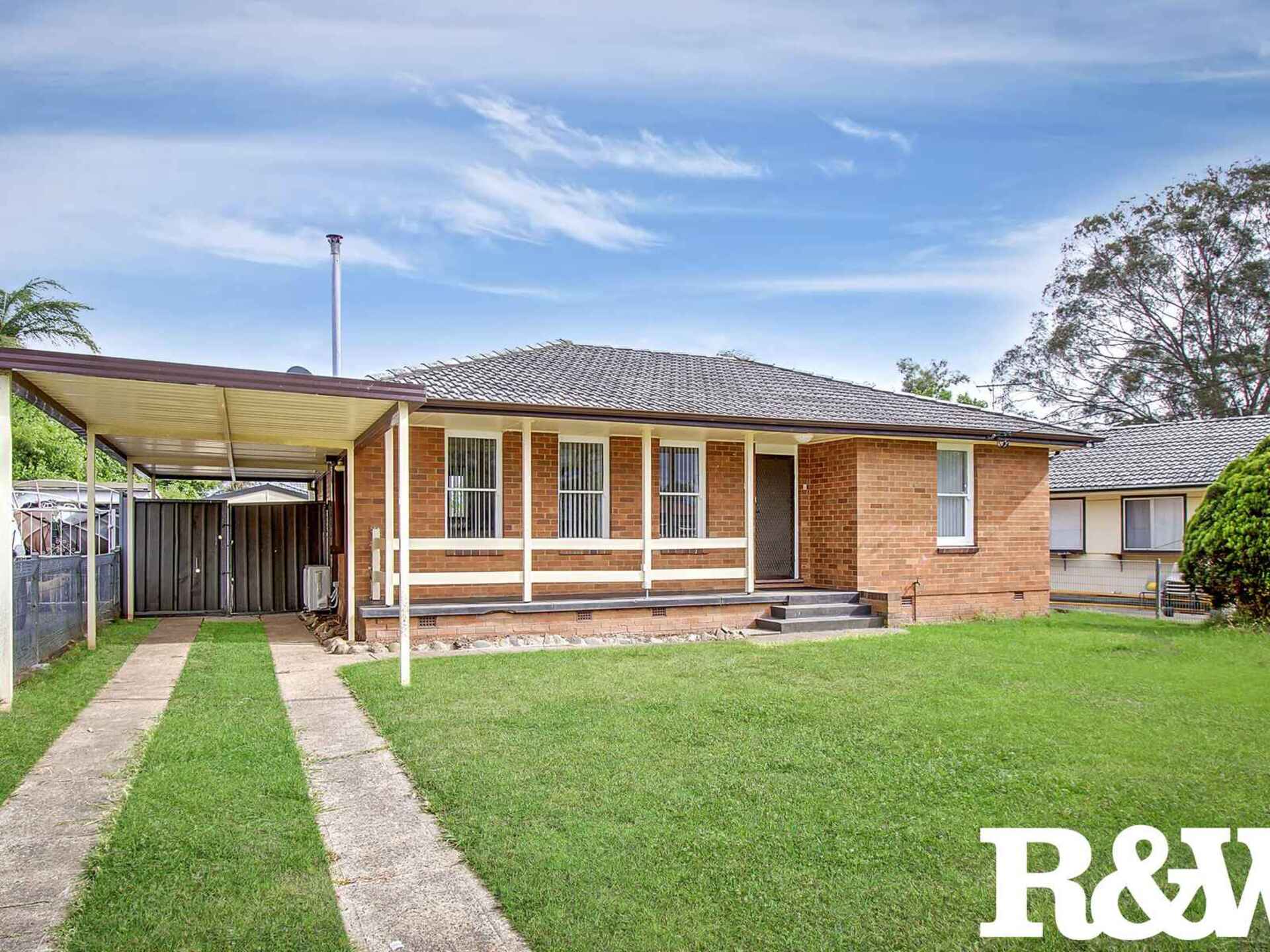 9 Tasman Avenue Lethbridge Park
