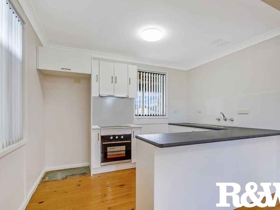 9 Tasman Avenue Lethbridge Park