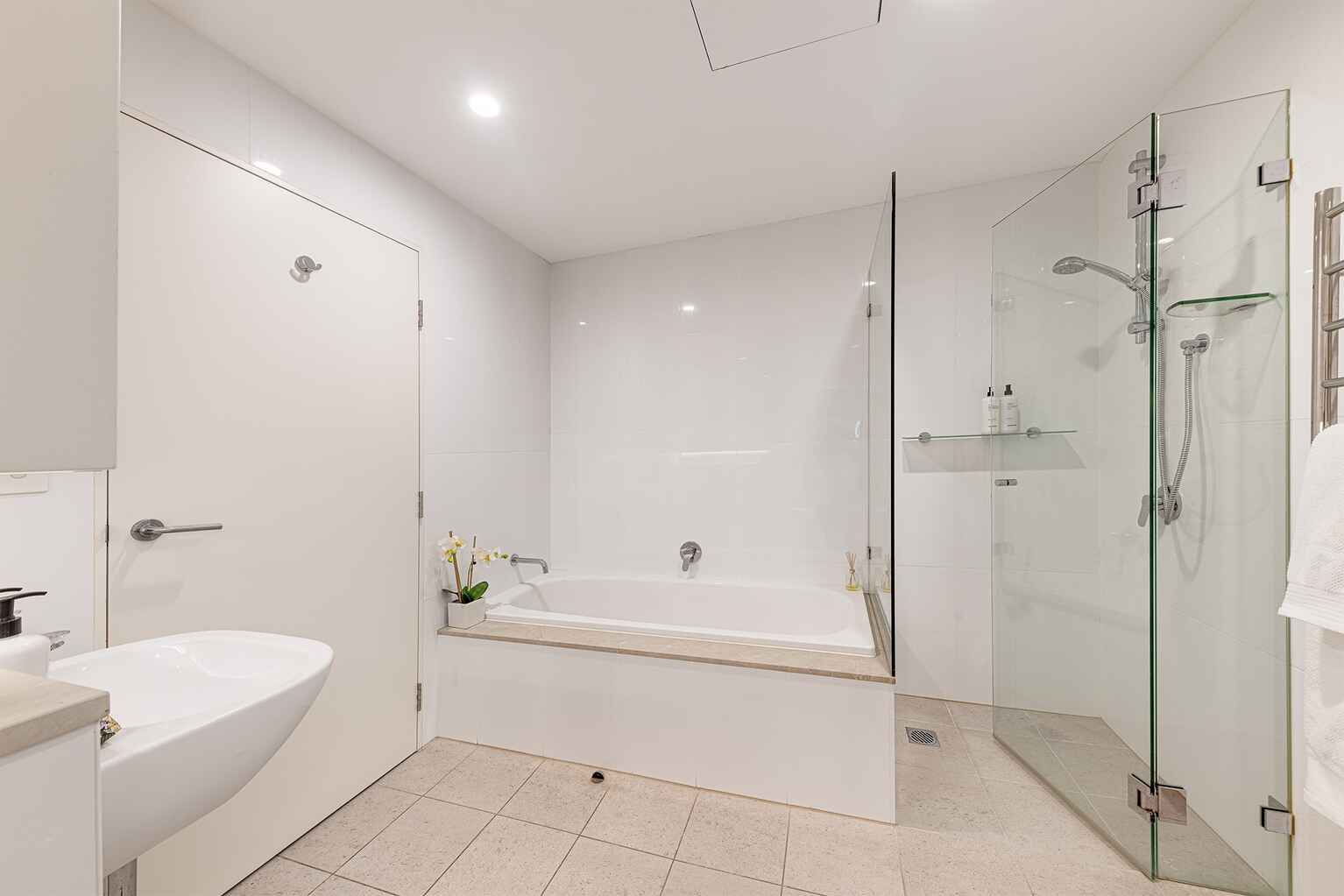 402/160 Sailors Bay Road Northbridge 402/160 Sailors Bay Road Northbridge