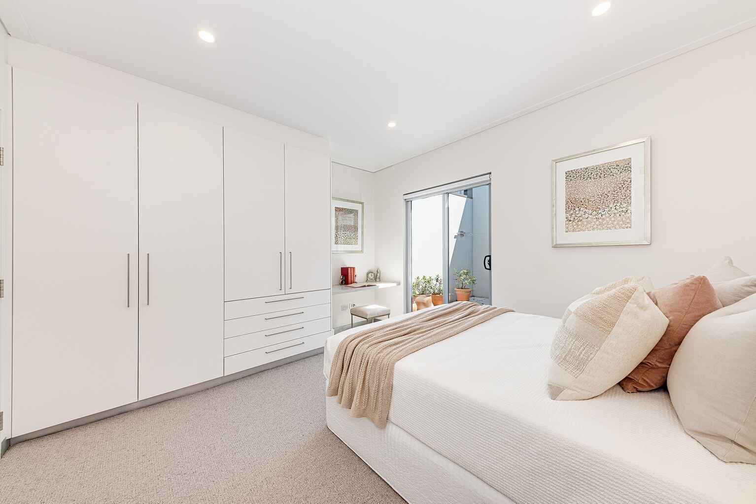 402/160 Sailors Bay Road Northbridge 402/160 Sailors Bay Road Northbridge