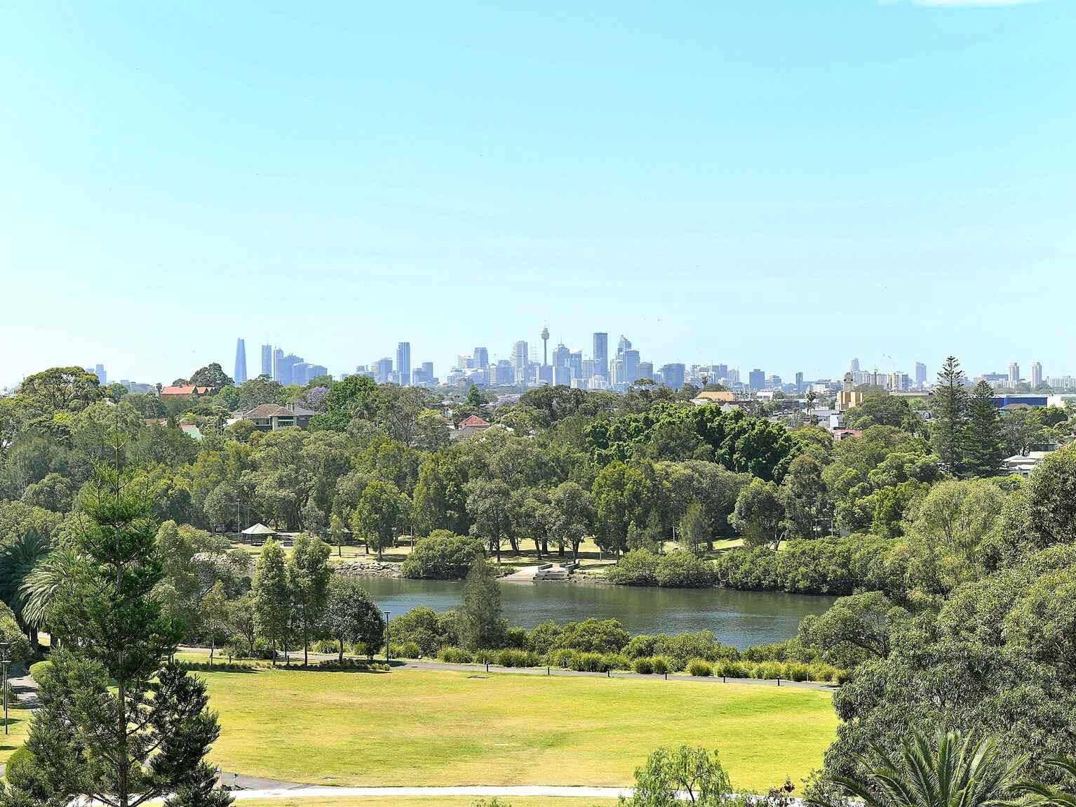 806/2 Brodie Spark Drive Wolli Creek