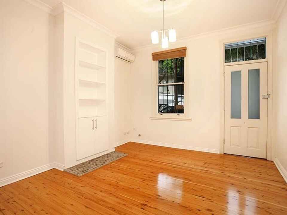 8 Lyndhurst Street Glebe