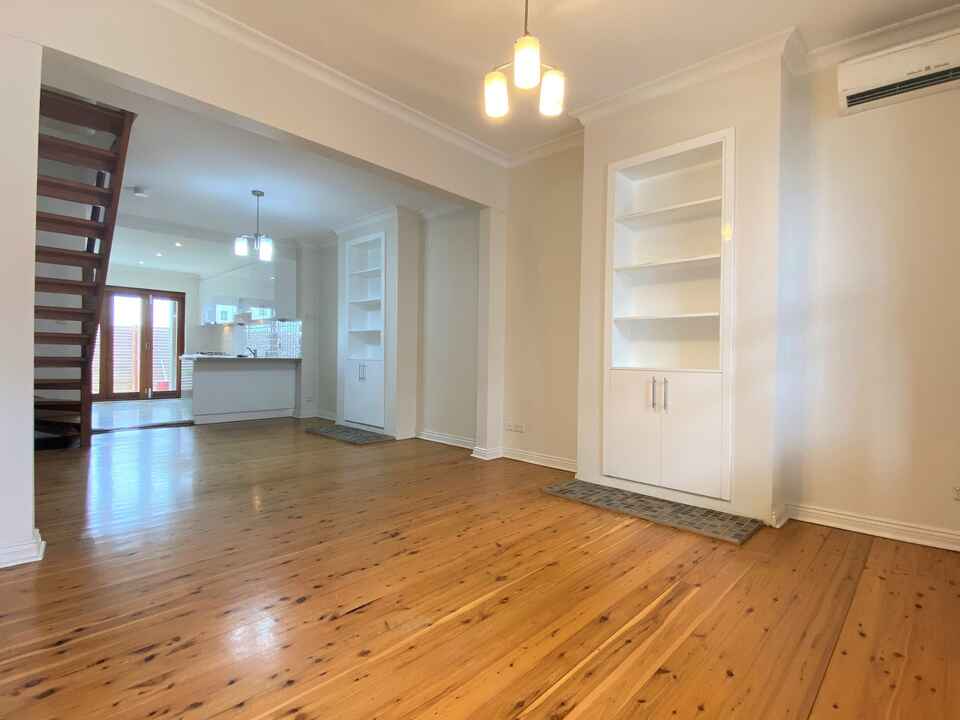 8 Lyndhurst Street Glebe