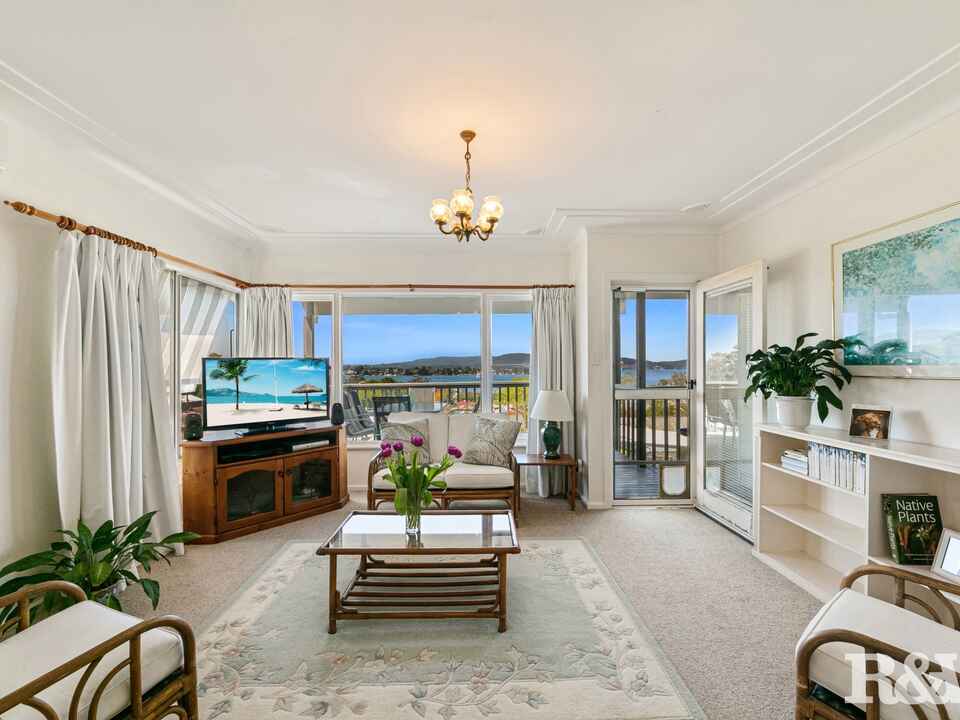 14 Hughes Street Point Clare