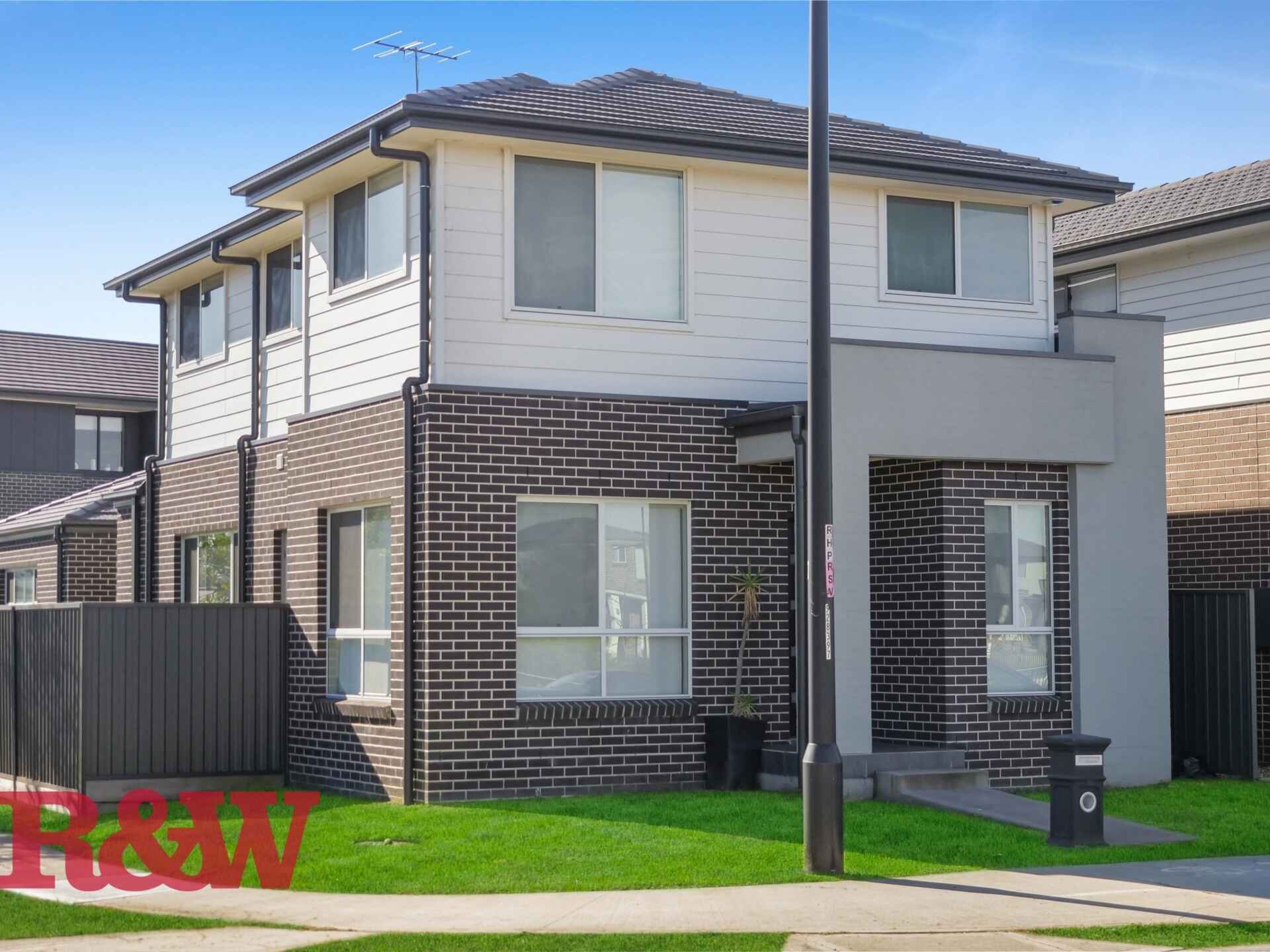 99 Bardia Avenue Bardia