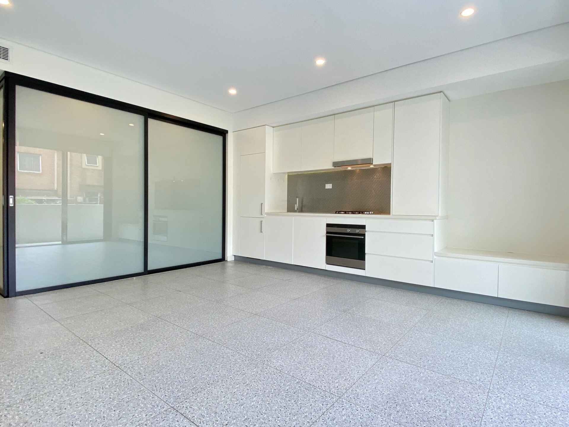 6/43-47 Greek Street Glebe