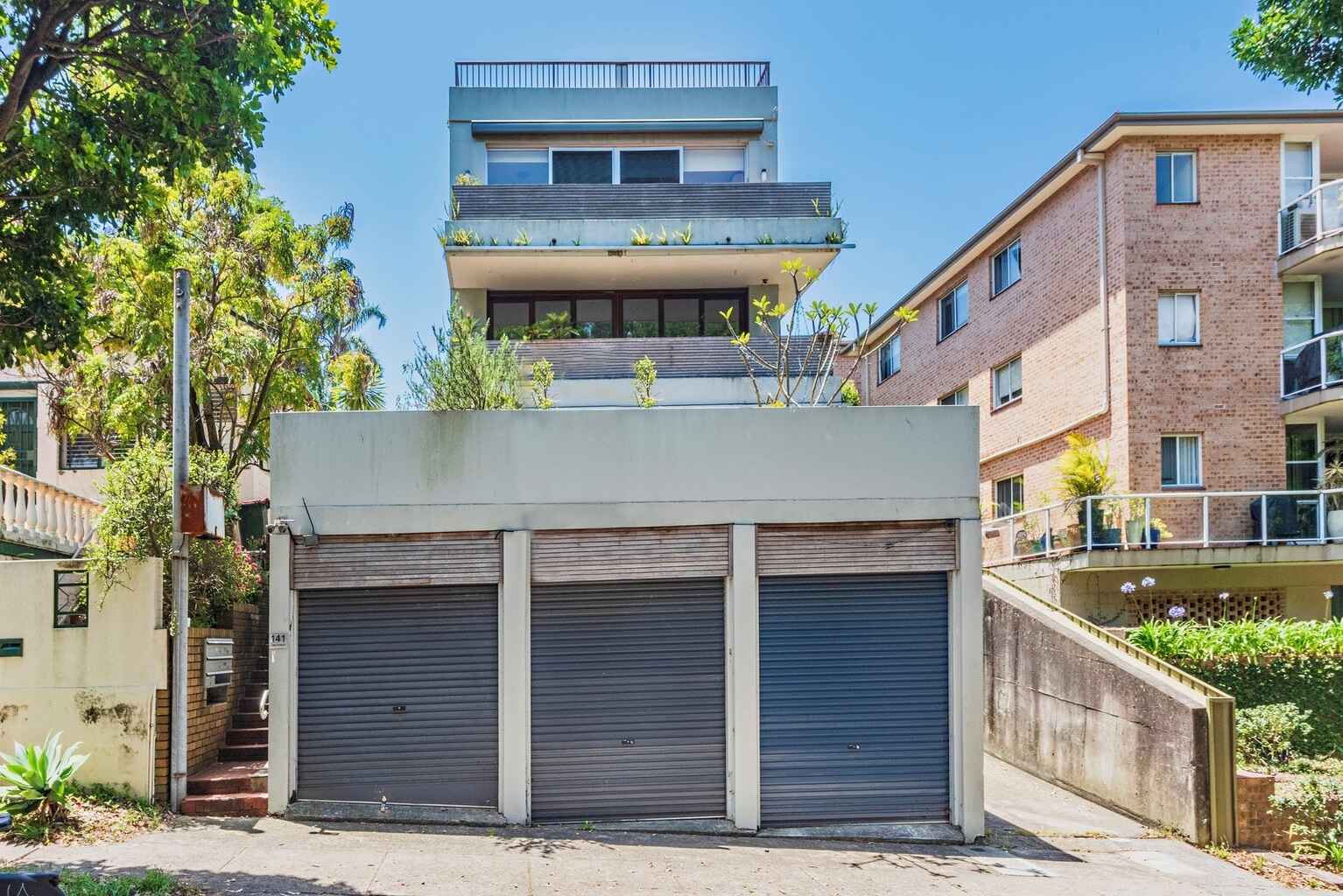 2/141 Hall Street Bondi Beach