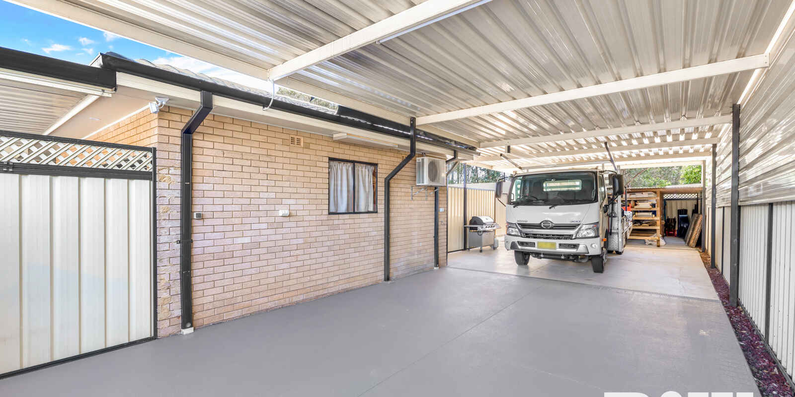 15-17 Smith Street St Marys