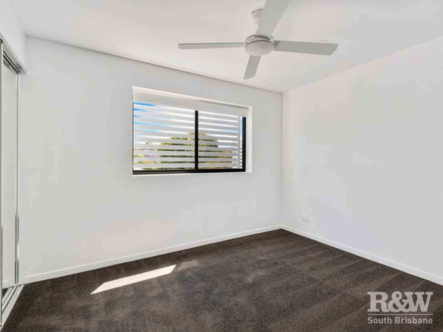 2/49 Northcliffe Street Murarrie