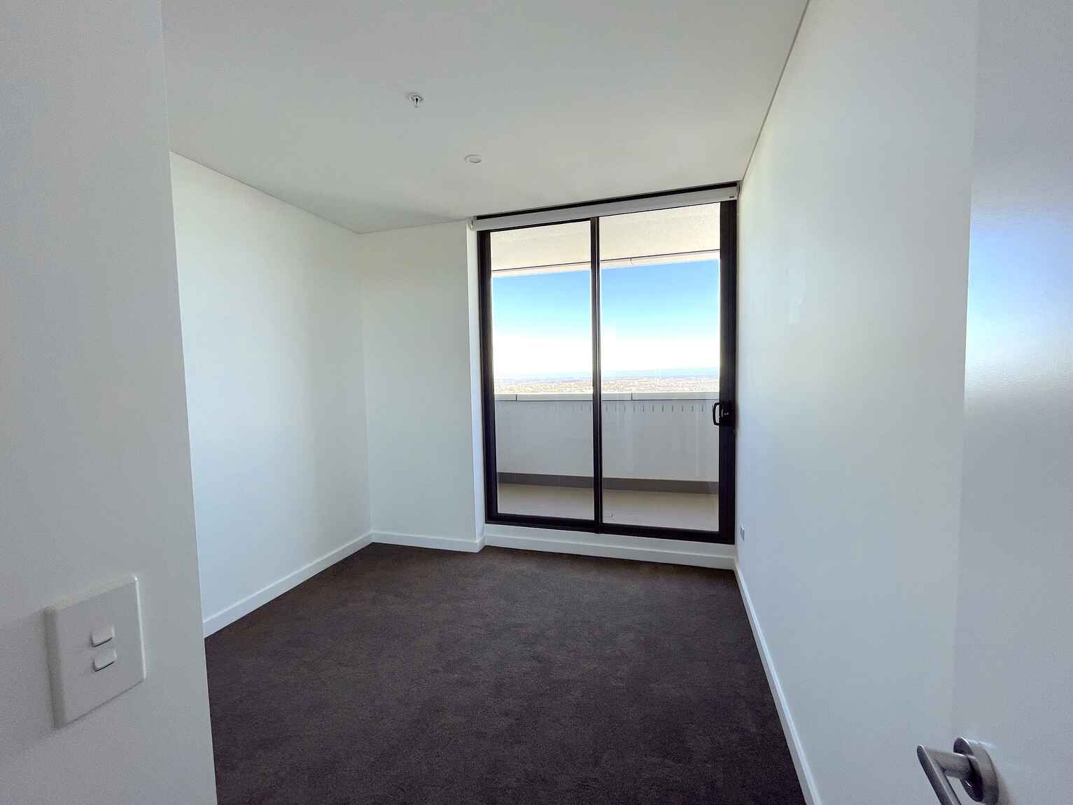 2210/9 Gay Street Castle Hill