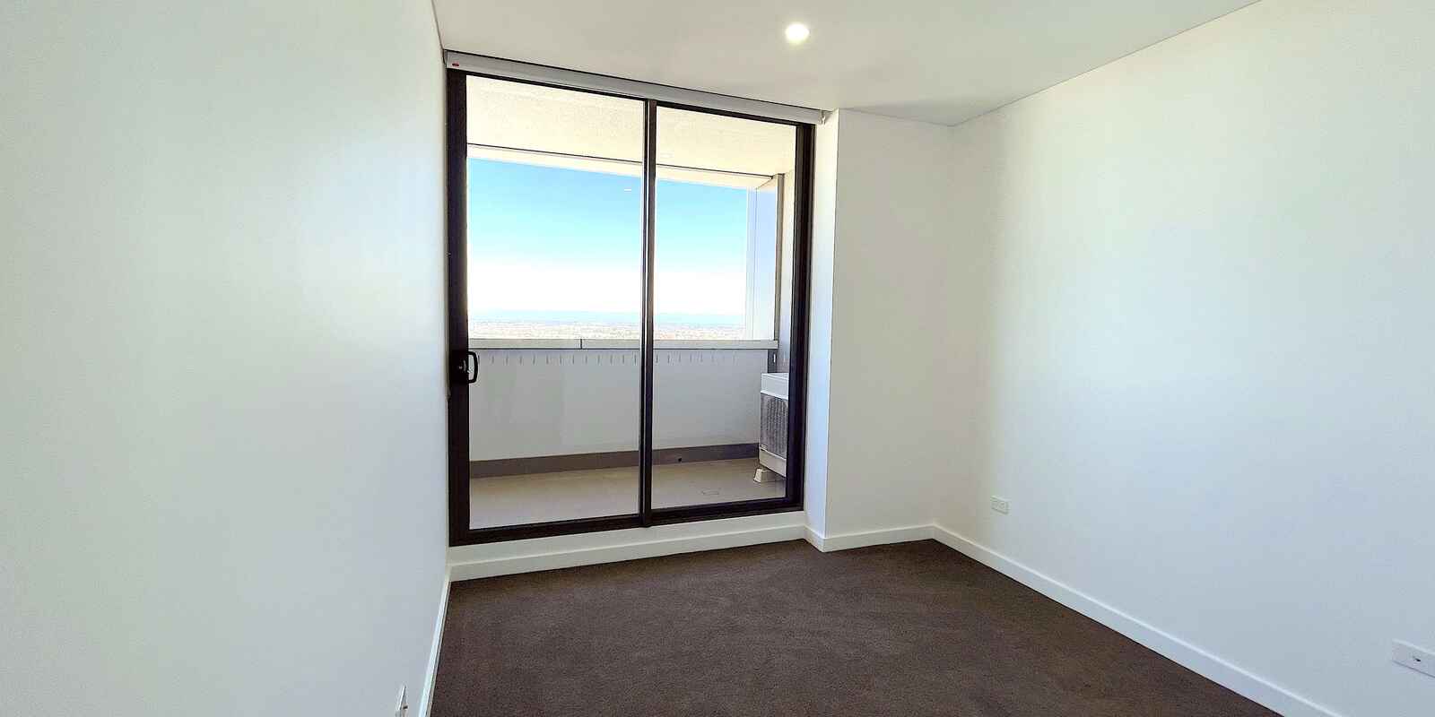 2210/9 Gay Street Castle Hill