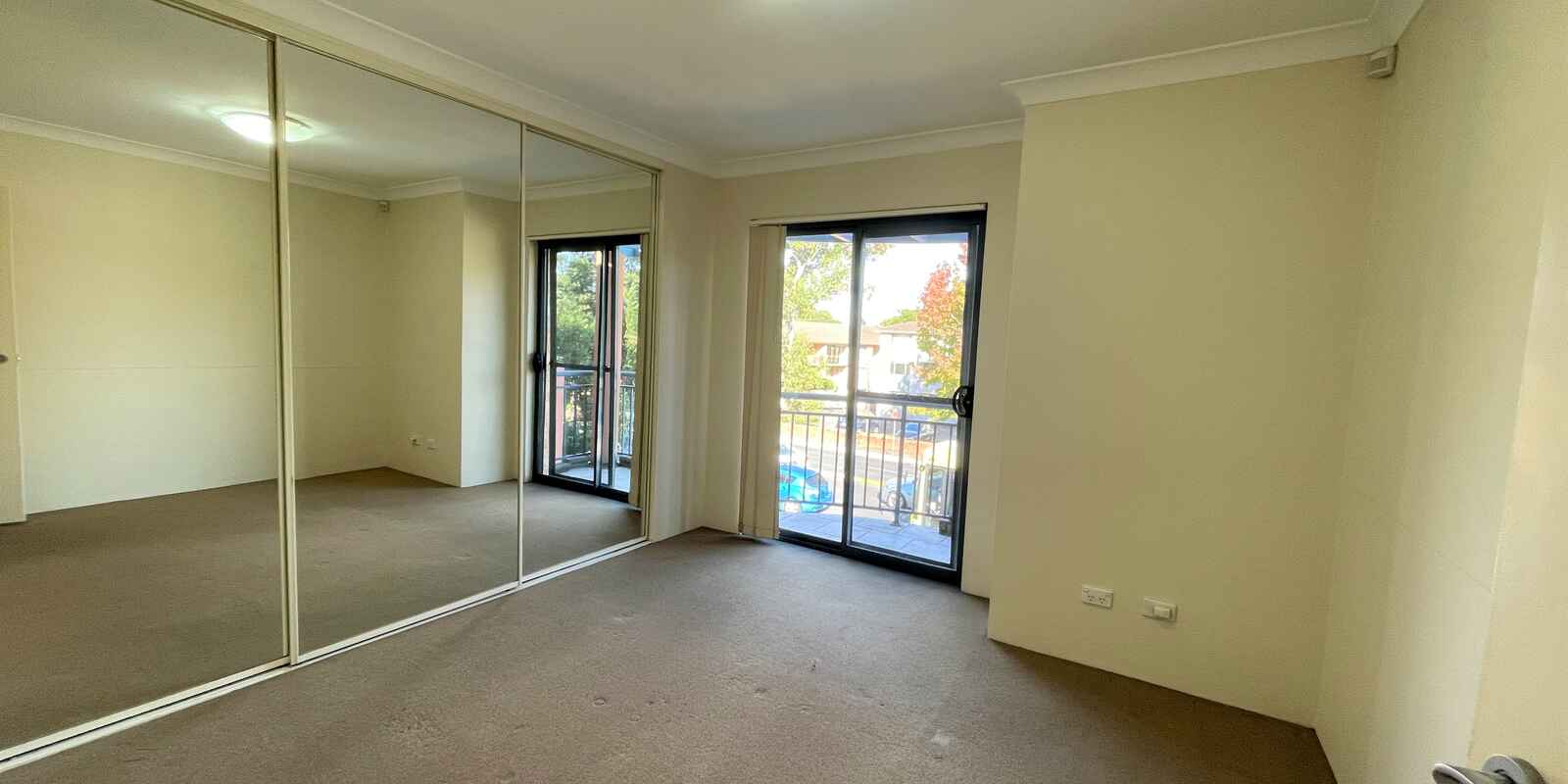 3/98 O'Connell Street North Parramatta
